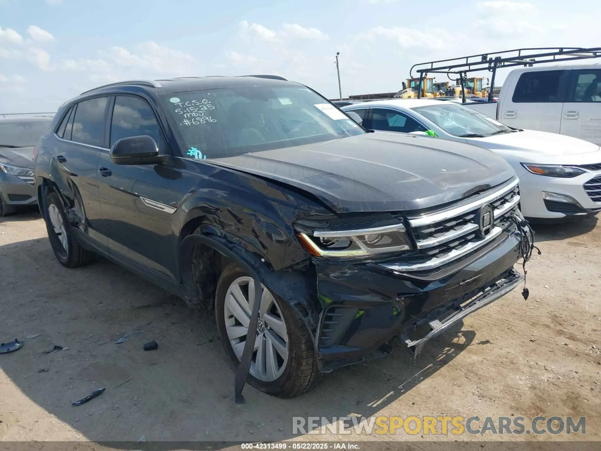 1 Photograph of a damaged car 1V2WC2CA4MC236896 VOLKSWAGEN ATLAS CROSS SPORT 2021