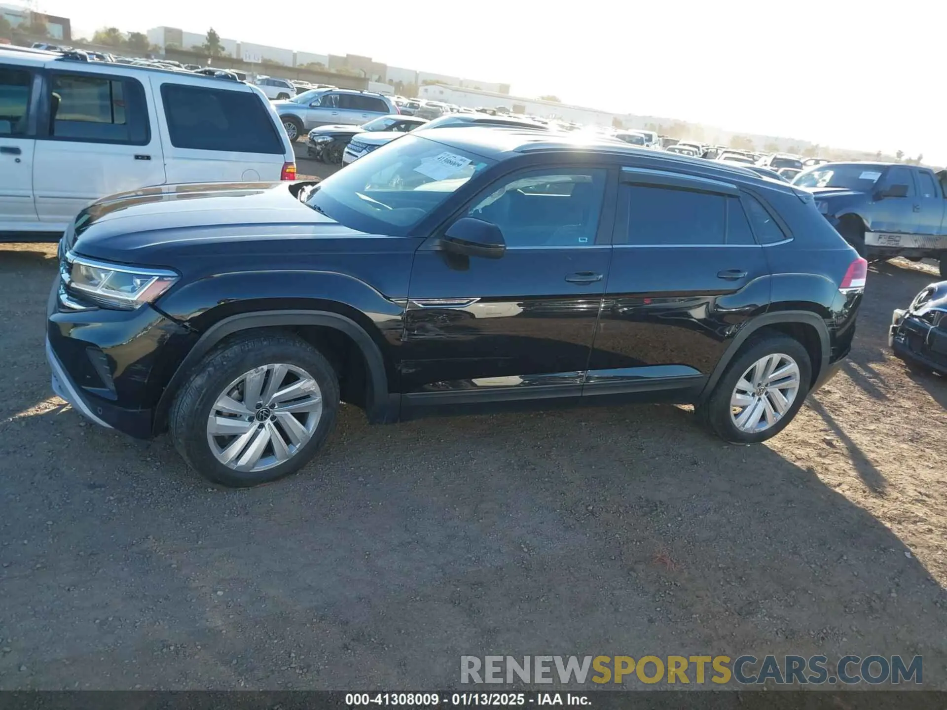 14 Фотография поврежденного автомобиля 1V2WE2CA2MC221789 VOLKSWAGEN ATLAS CROSS SPORT 2021
