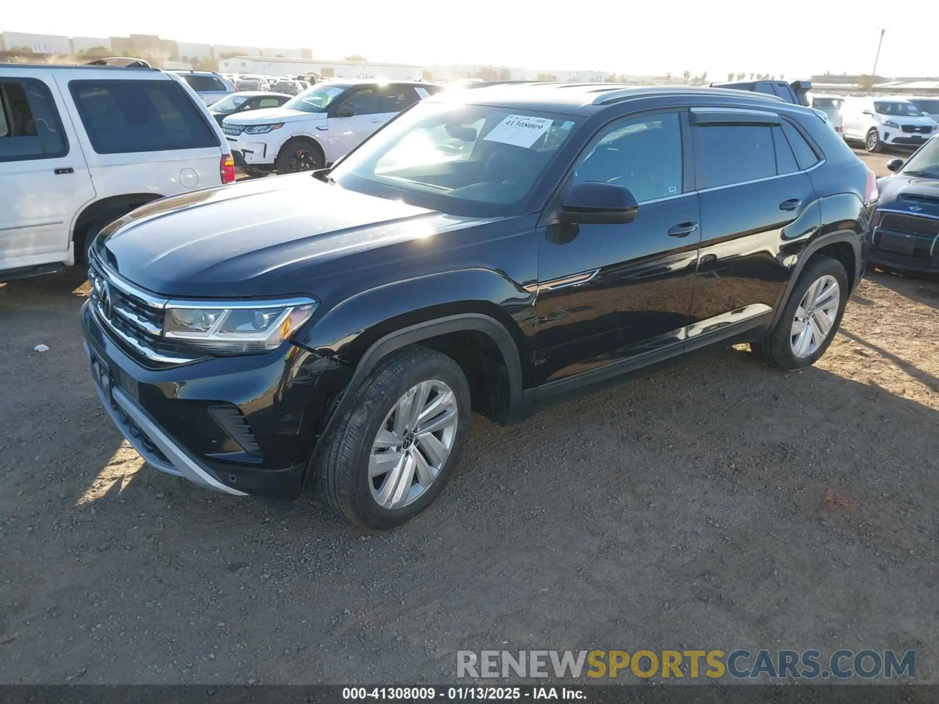2 Фотография поврежденного автомобиля 1V2WE2CA2MC221789 VOLKSWAGEN ATLAS CROSS SPORT 2021