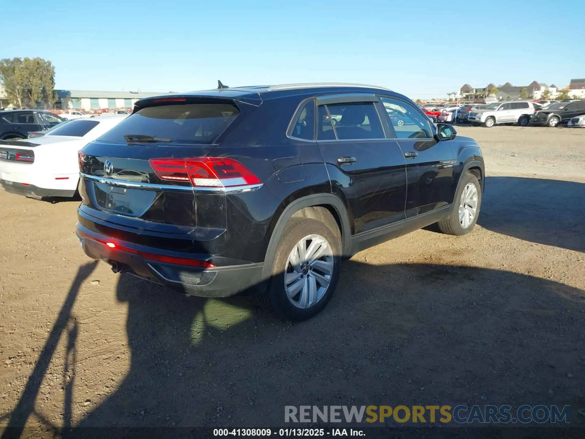 4 Фотография поврежденного автомобиля 1V2WE2CA2MC221789 VOLKSWAGEN ATLAS CROSS SPORT 2021