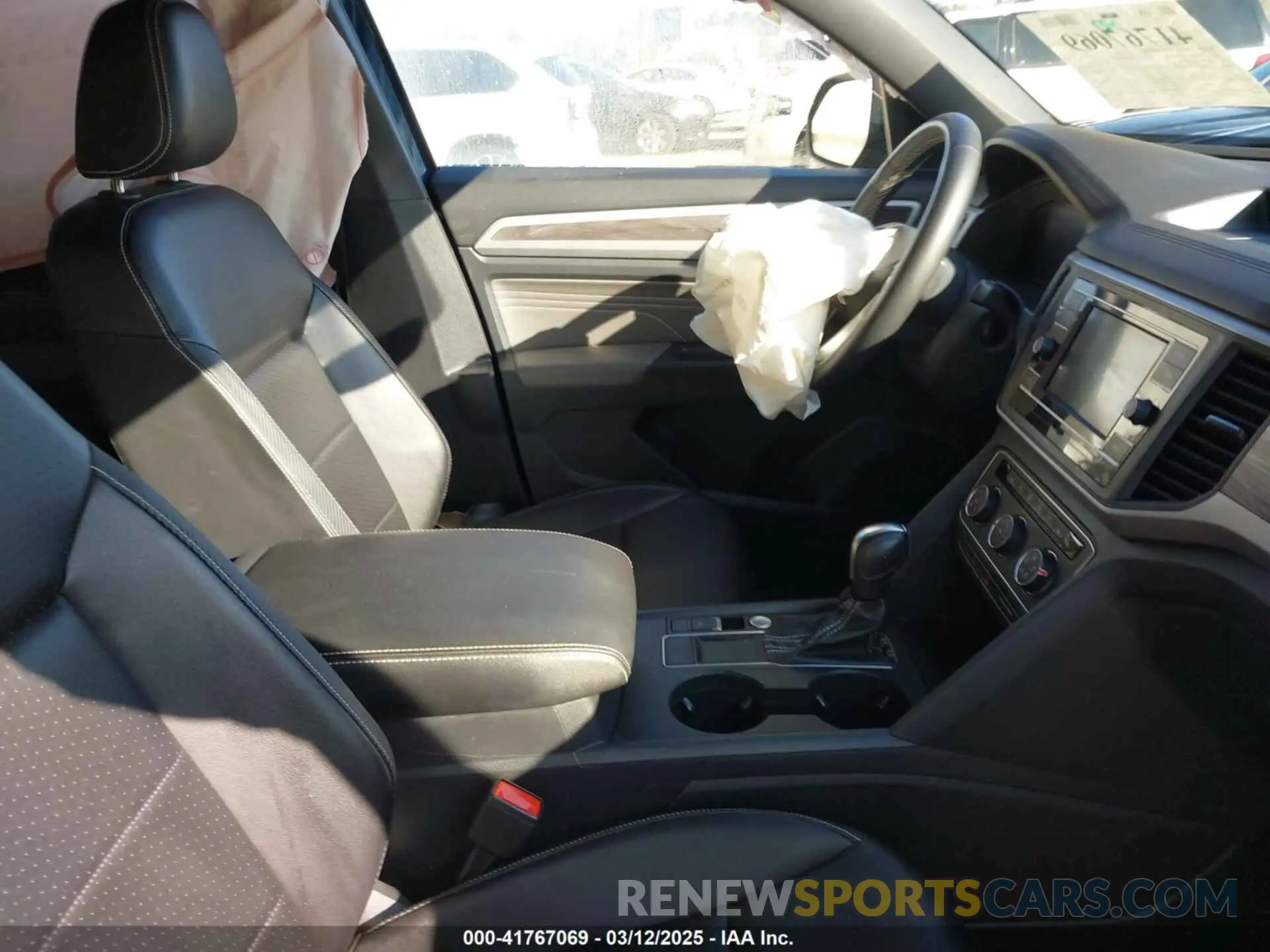 5 Фотография поврежденного автомобиля 1V2DC2CA5NC222241 VOLKSWAGEN ATLAS CROSS SPORT 2022
