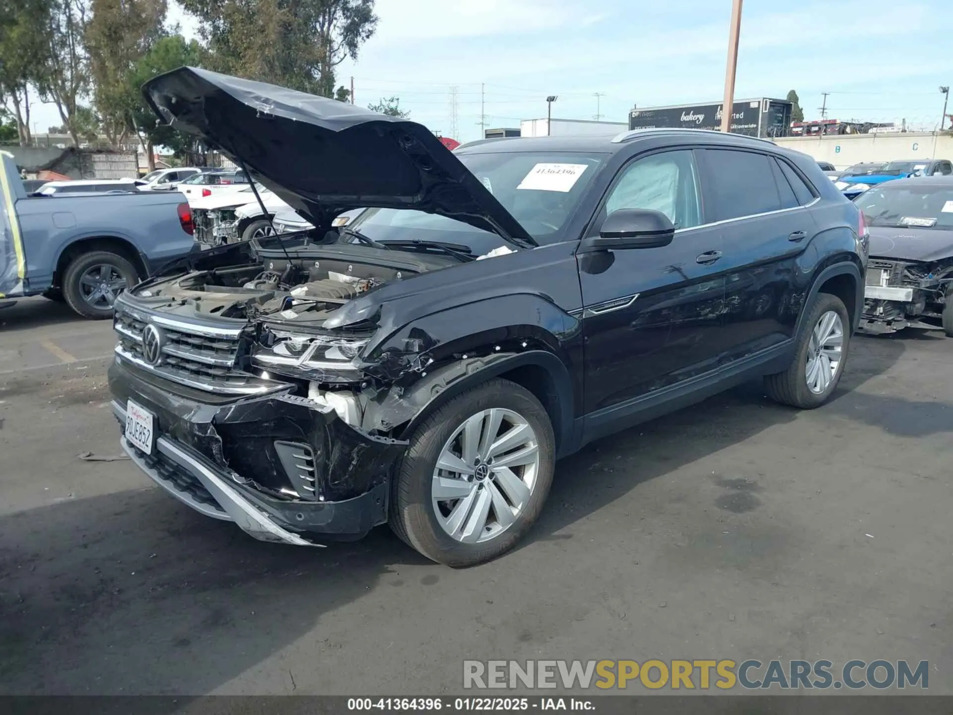 2 Фотография поврежденного автомобиля 1V2JE2CAXNC229523 VOLKSWAGEN ATLAS CROSS SPORT 2022
