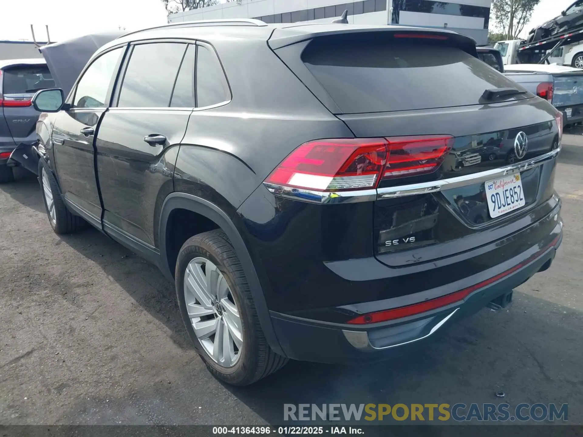 3 Фотография поврежденного автомобиля 1V2JE2CAXNC229523 VOLKSWAGEN ATLAS CROSS SPORT 2022