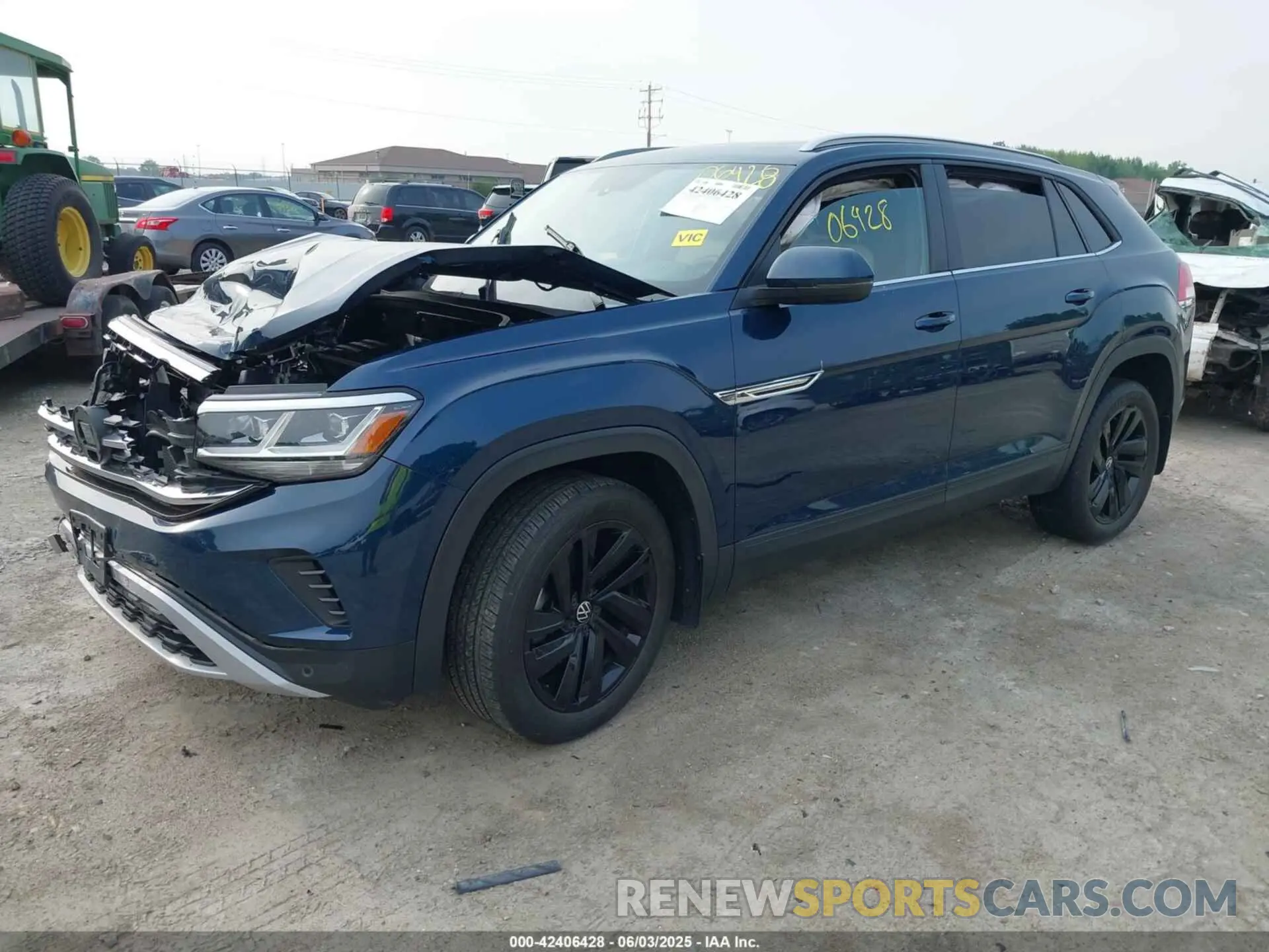 2 Photograph of a damaged car 1V2KC2CA9NC216742 VOLKSWAGEN ATLAS CROSS SPORT 2022