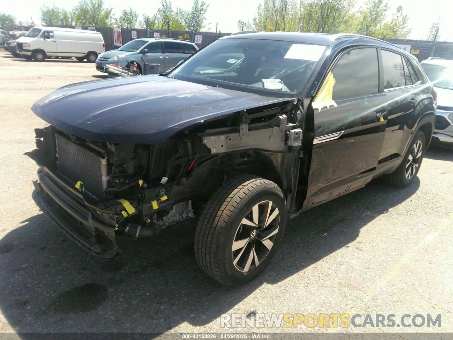 2 Photograph of a damaged car 1V2LC2CA6NC224124 VOLKSWAGEN ATLAS CROSS SPORT 2022