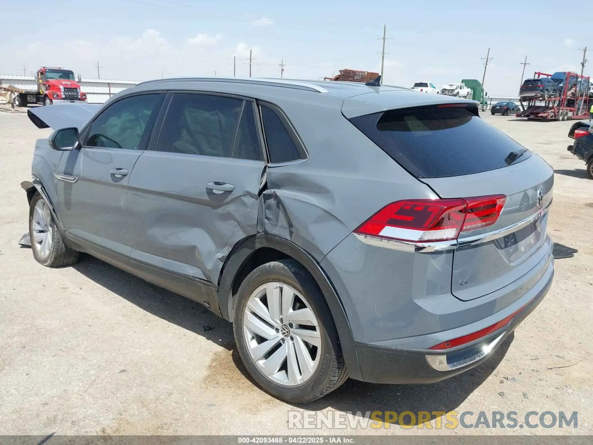 3 Фотография поврежденного автомобиля 1V2WC2CA8NC215017 VOLKSWAGEN ATLAS CROSS SPORT 2022