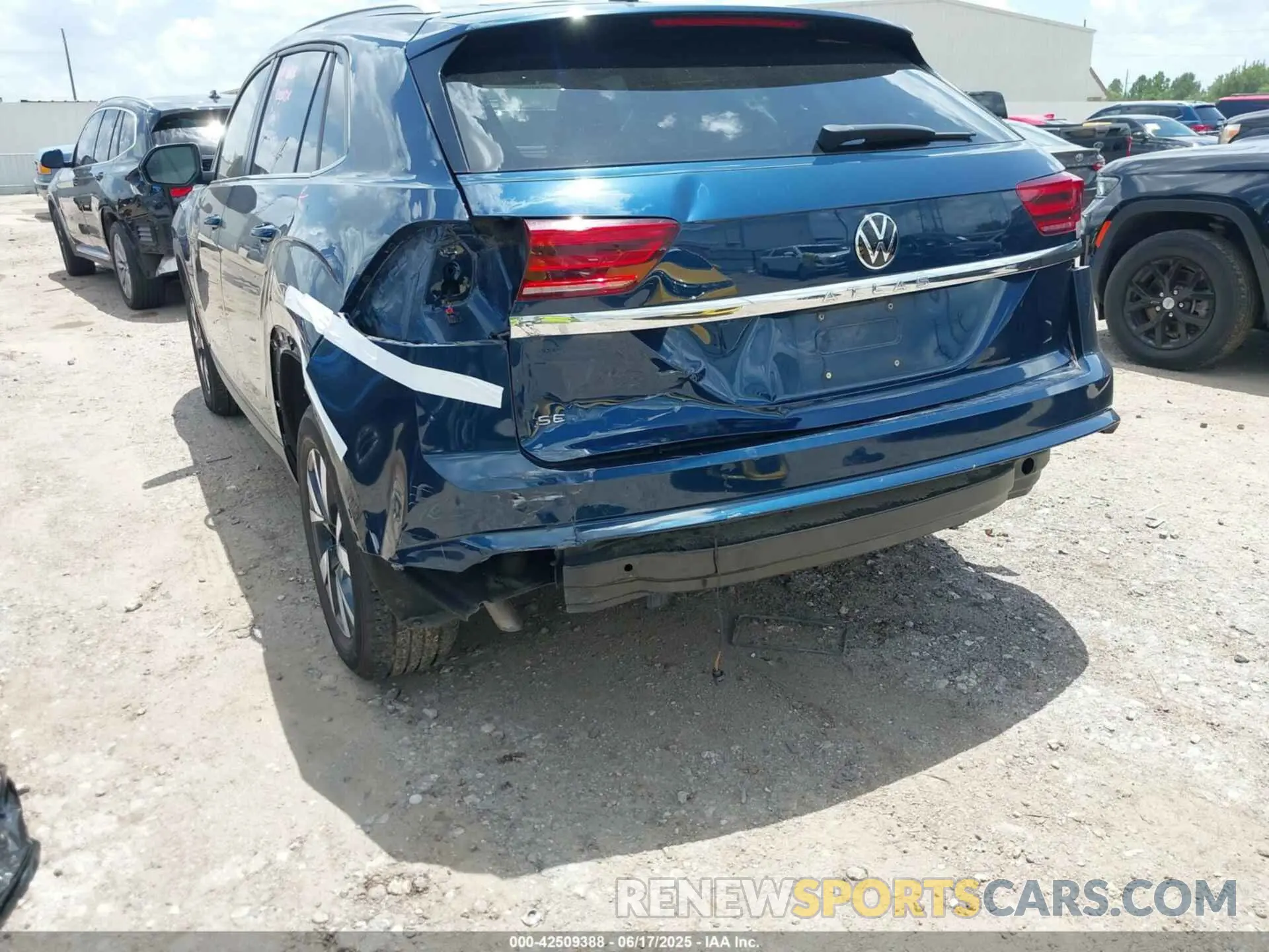 6 Фотография поврежденного автомобиля 1V2DC2CA6PC202678 VOLKSWAGEN ATLAS CROSS SPORT 2023