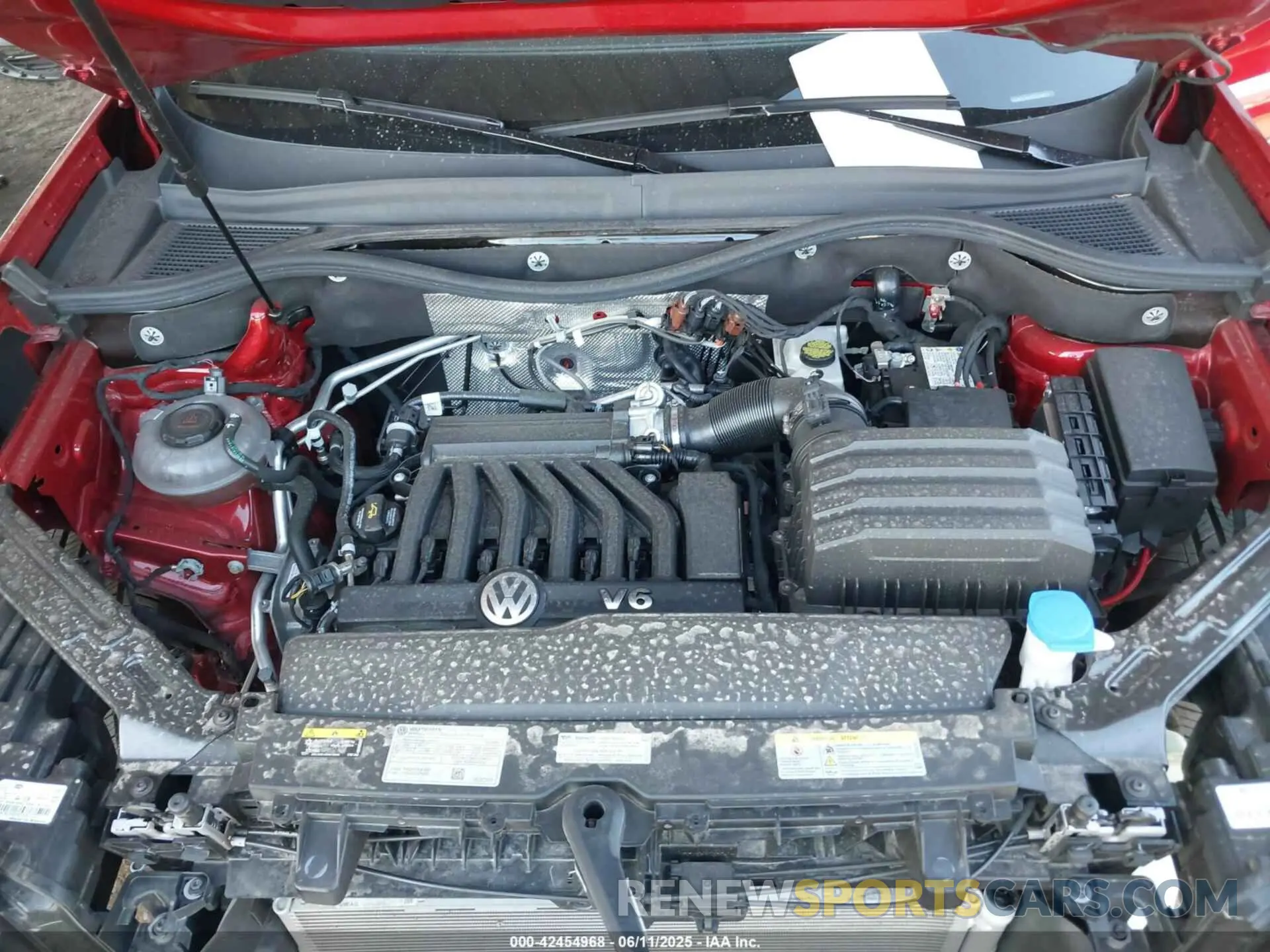 10 Photograph of a damaged car 1V2JE2CA3PC218818 VOLKSWAGEN ATLAS CROSS SPORT 2023