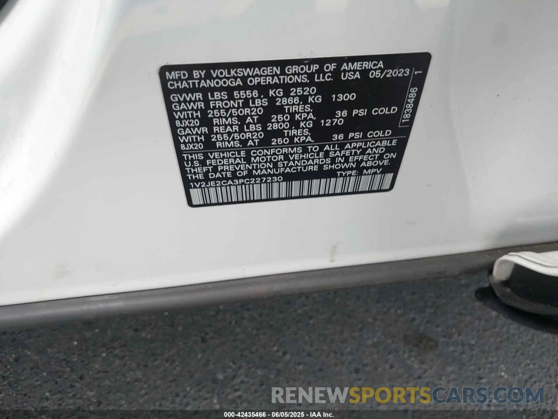 9 Photograph of a damaged car 1V2JE2CA3PC227230 VOLKSWAGEN ATLAS CROSS SPORT 2023