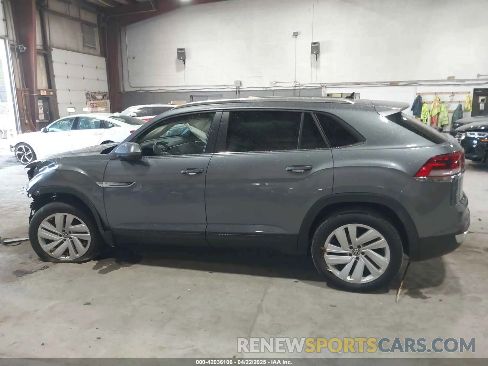 14 Фотография поврежденного автомобиля 1V2KC2CA2PC207030 VOLKSWAGEN ATLAS CROSS SPORT 2023