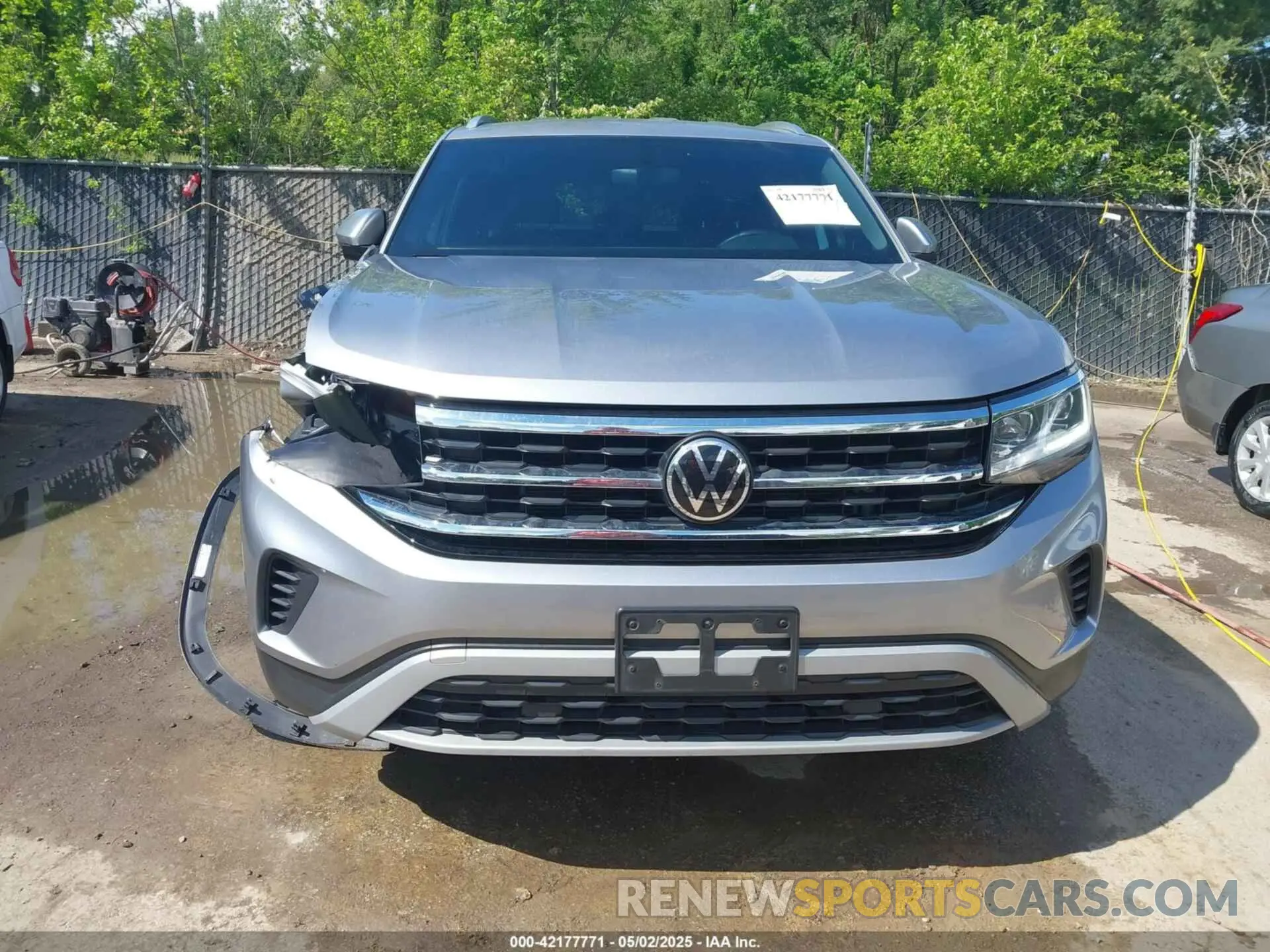 12 Photograph of a damaged car 1V2LC2CA9PC212519 VOLKSWAGEN ATLAS CROSS SPORT 2023