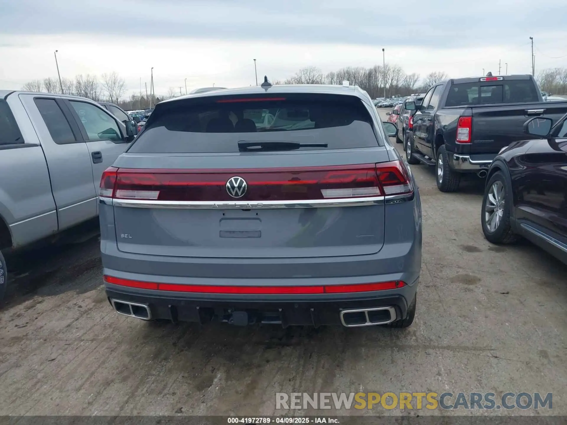 17 Фотография поврежденного автомобиля 1V2AE2CAXRC232668 VOLKSWAGEN ATLAS CROSS SPORT 2024