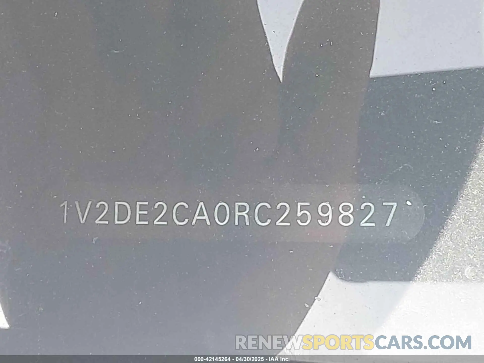 9 Фотография поврежденного автомобиля 1V2DE2CA0RC259827 VOLKSWAGEN ATLAS CROSS SPORT 2024