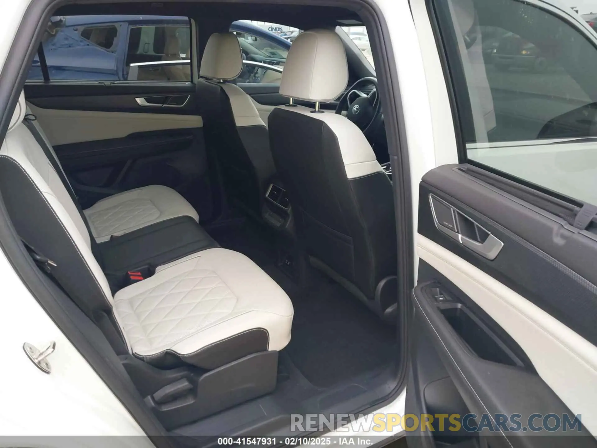 8 Фотография поврежденного автомобиля 1V2FE2CA2RC224327 VOLKSWAGEN ATLAS CROSS SPORT 2024