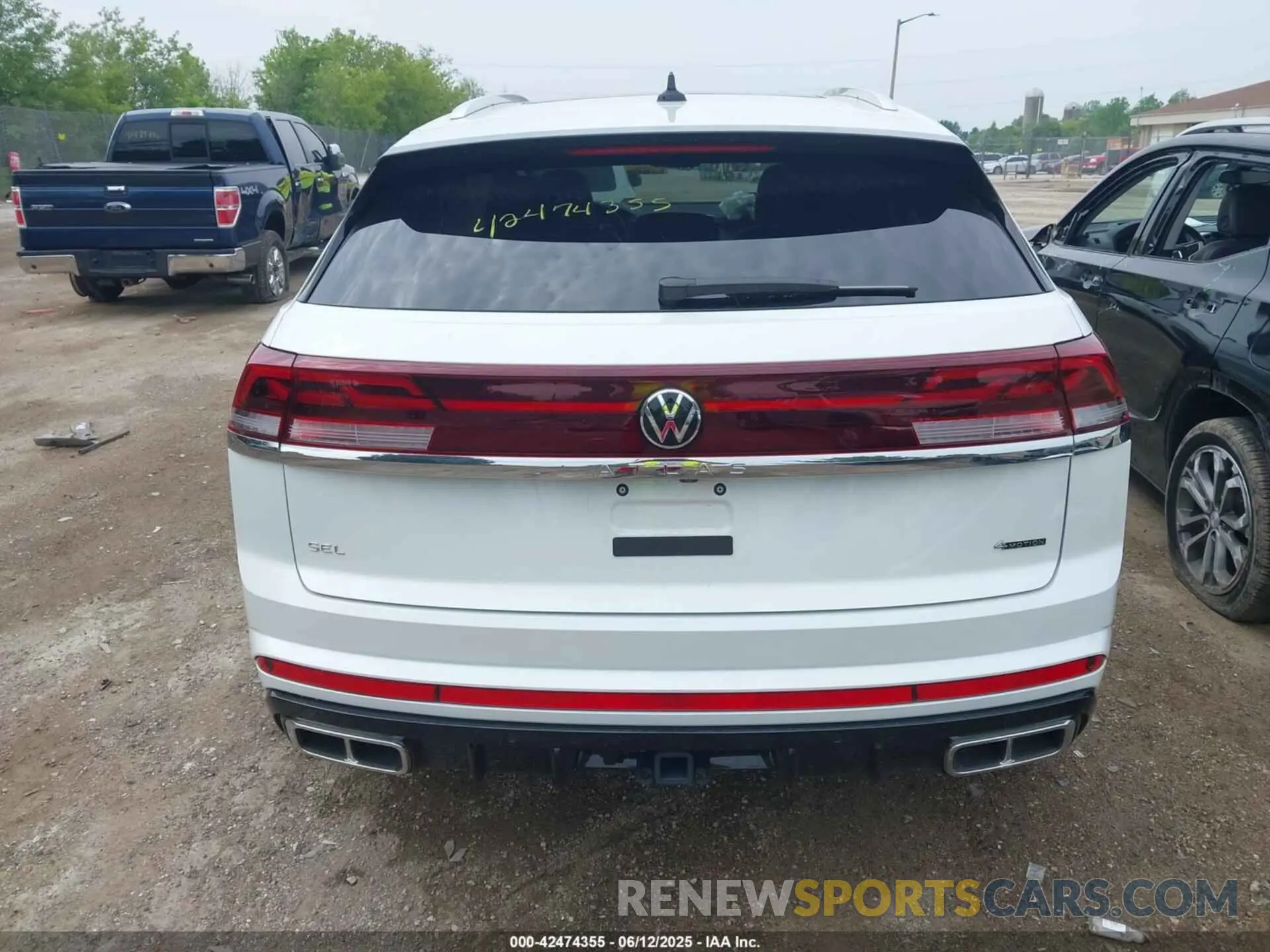 17 Фотография поврежденного автомобиля 1V2FE2CA2RC259689 VOLKSWAGEN ATLAS CROSS SPORT 2024
