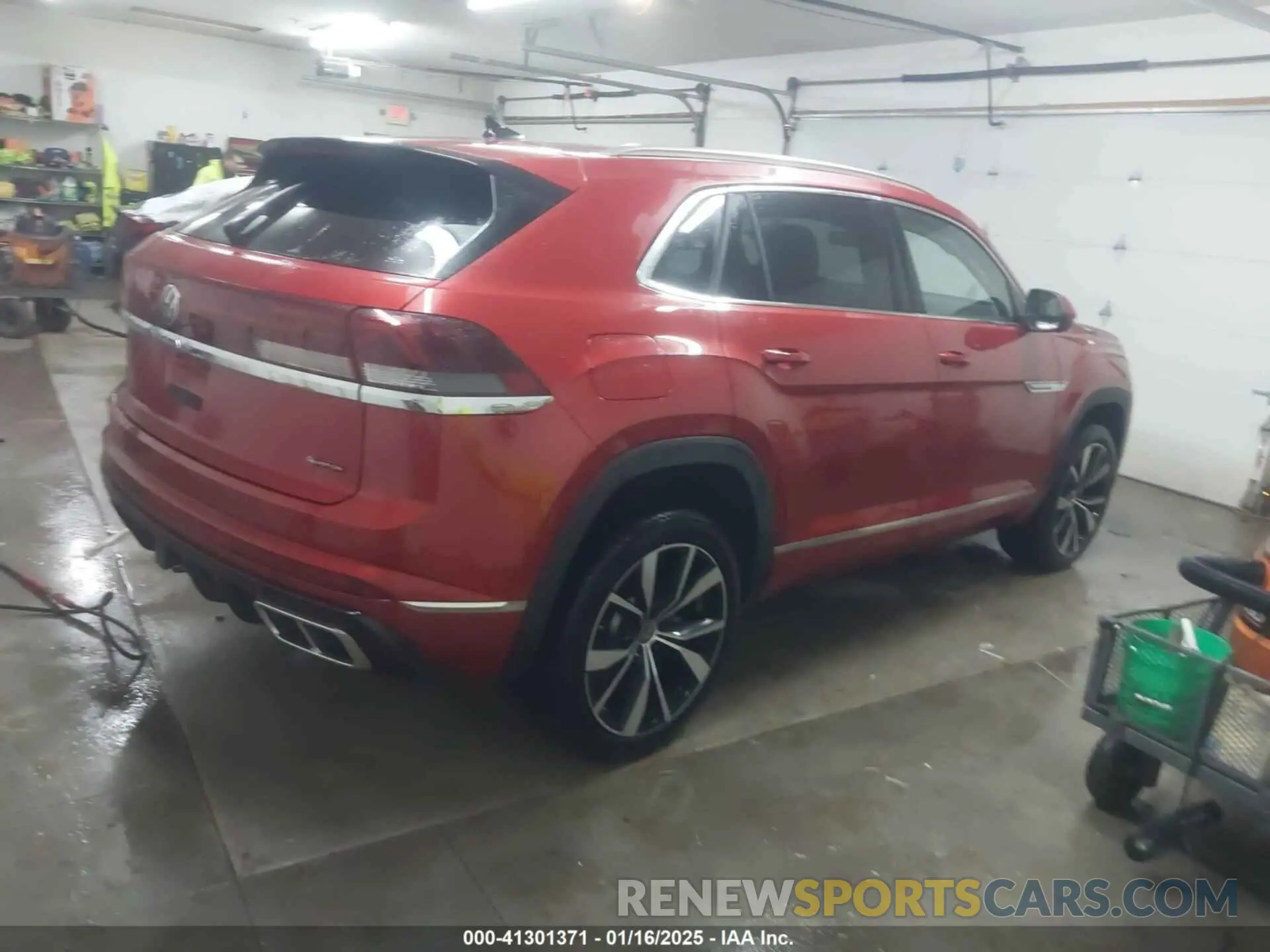 4 Фотография поврежденного автомобиля 1V2FE2CA8RC234019 VOLKSWAGEN ATLAS CROSS SPORT 2024