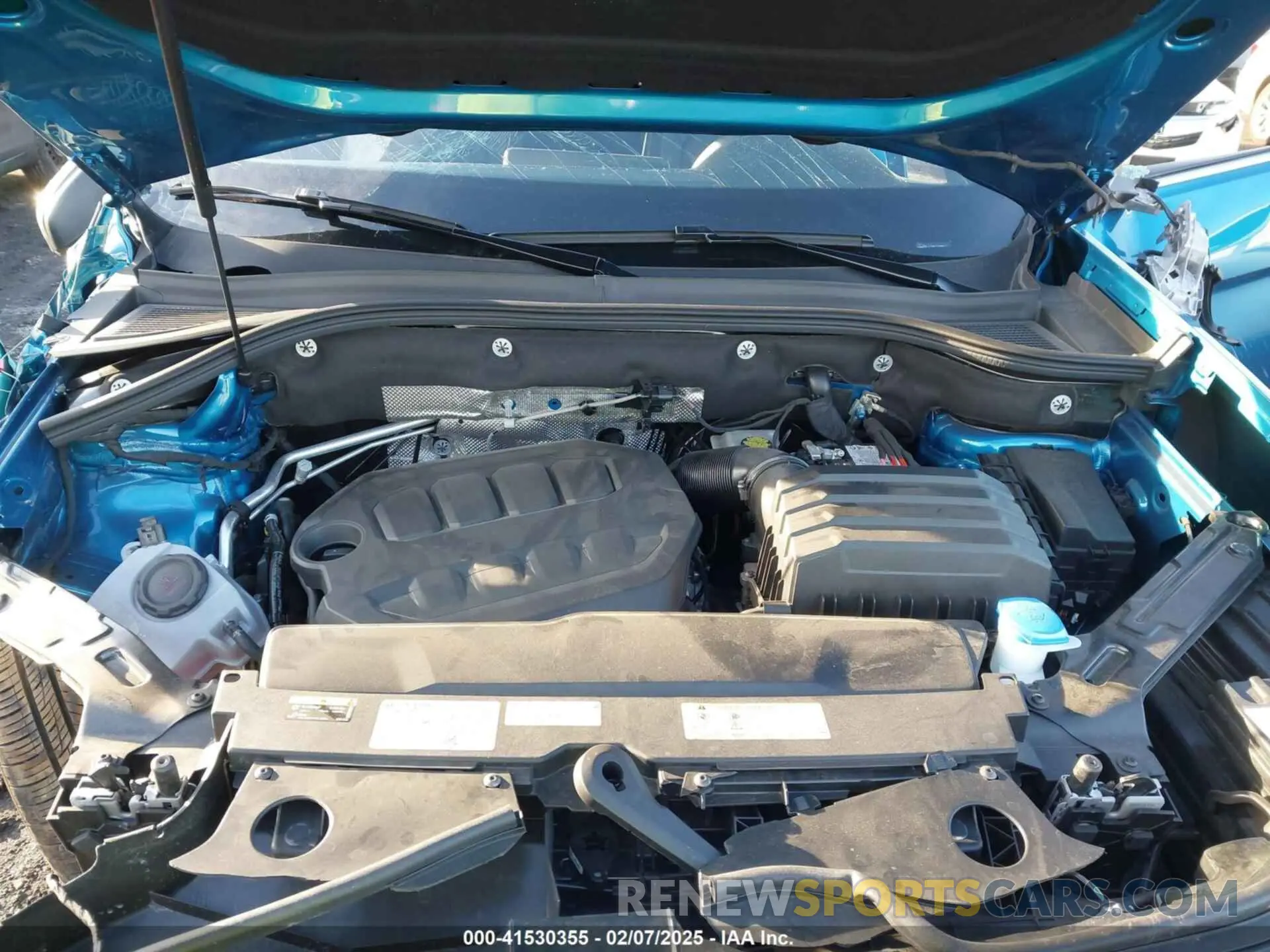 10 Photograph of a damaged car 1V2HE2CA1RC219841 VOLKSWAGEN ATLAS CROSS SPORT 2024