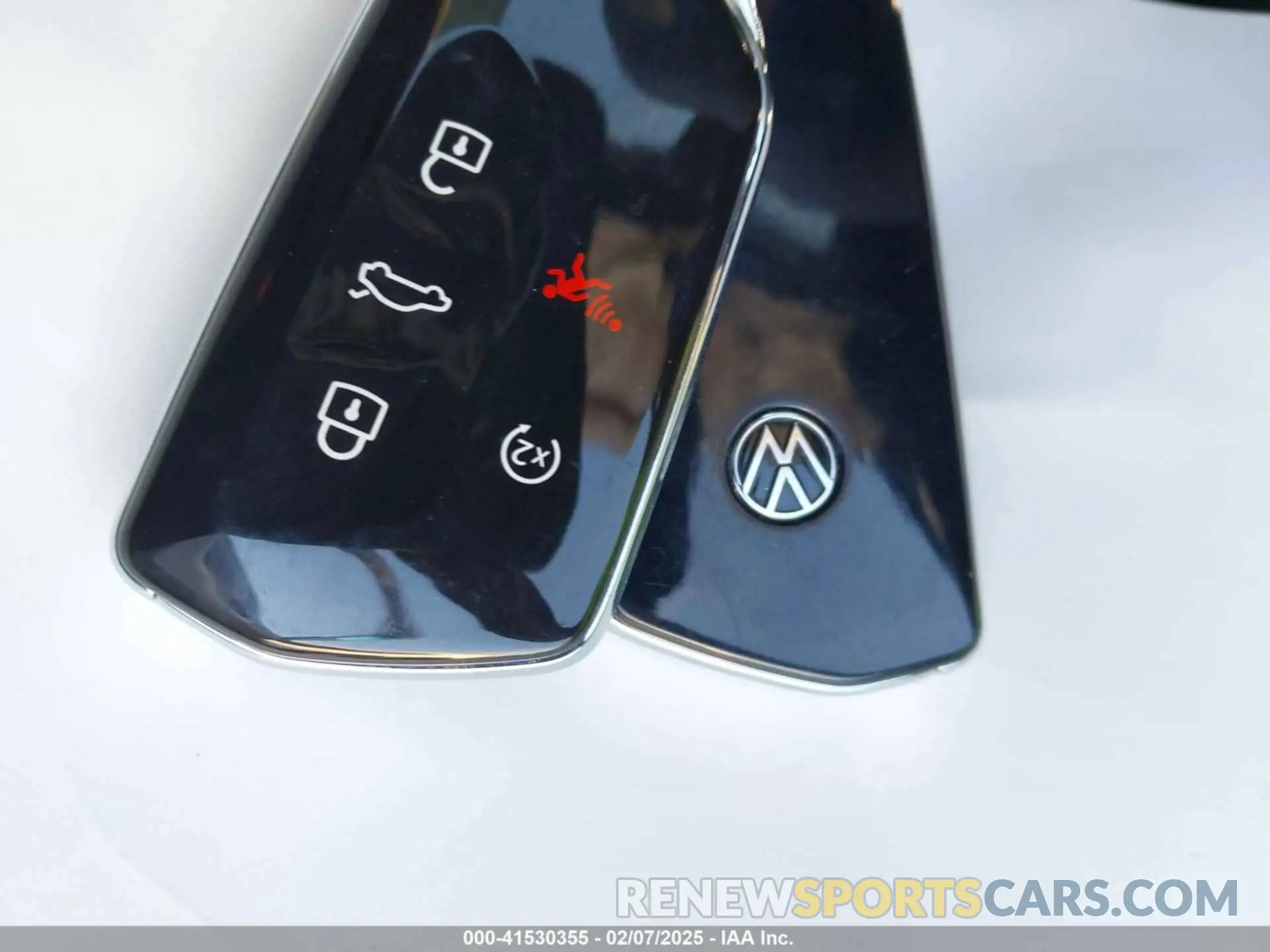 11 Photograph of a damaged car 1V2HE2CA1RC219841 VOLKSWAGEN ATLAS CROSS SPORT 2024