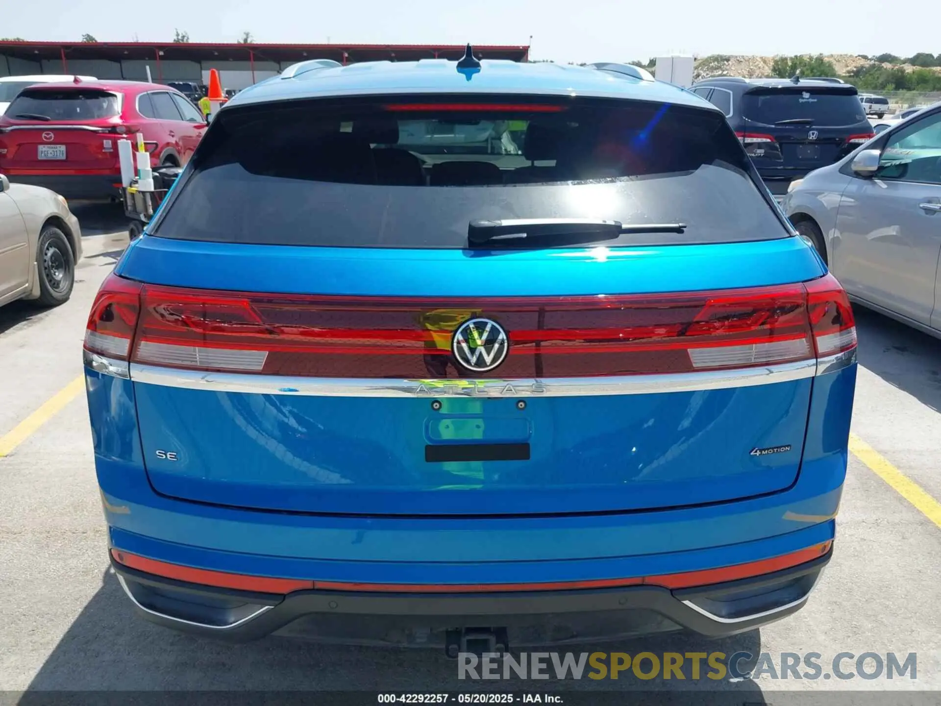 16 Photograph of a damaged car 1V2HE2CA6RC218474 VOLKSWAGEN ATLAS CROSS SPORT 2024