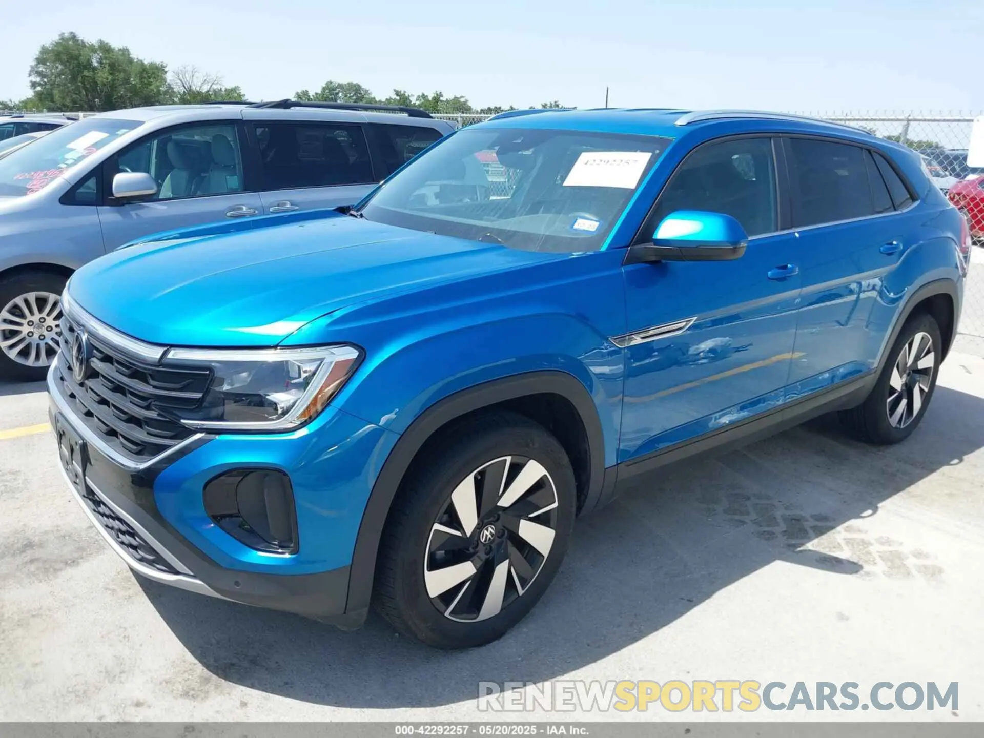 2 Photograph of a damaged car 1V2HE2CA6RC218474 VOLKSWAGEN ATLAS CROSS SPORT 2024