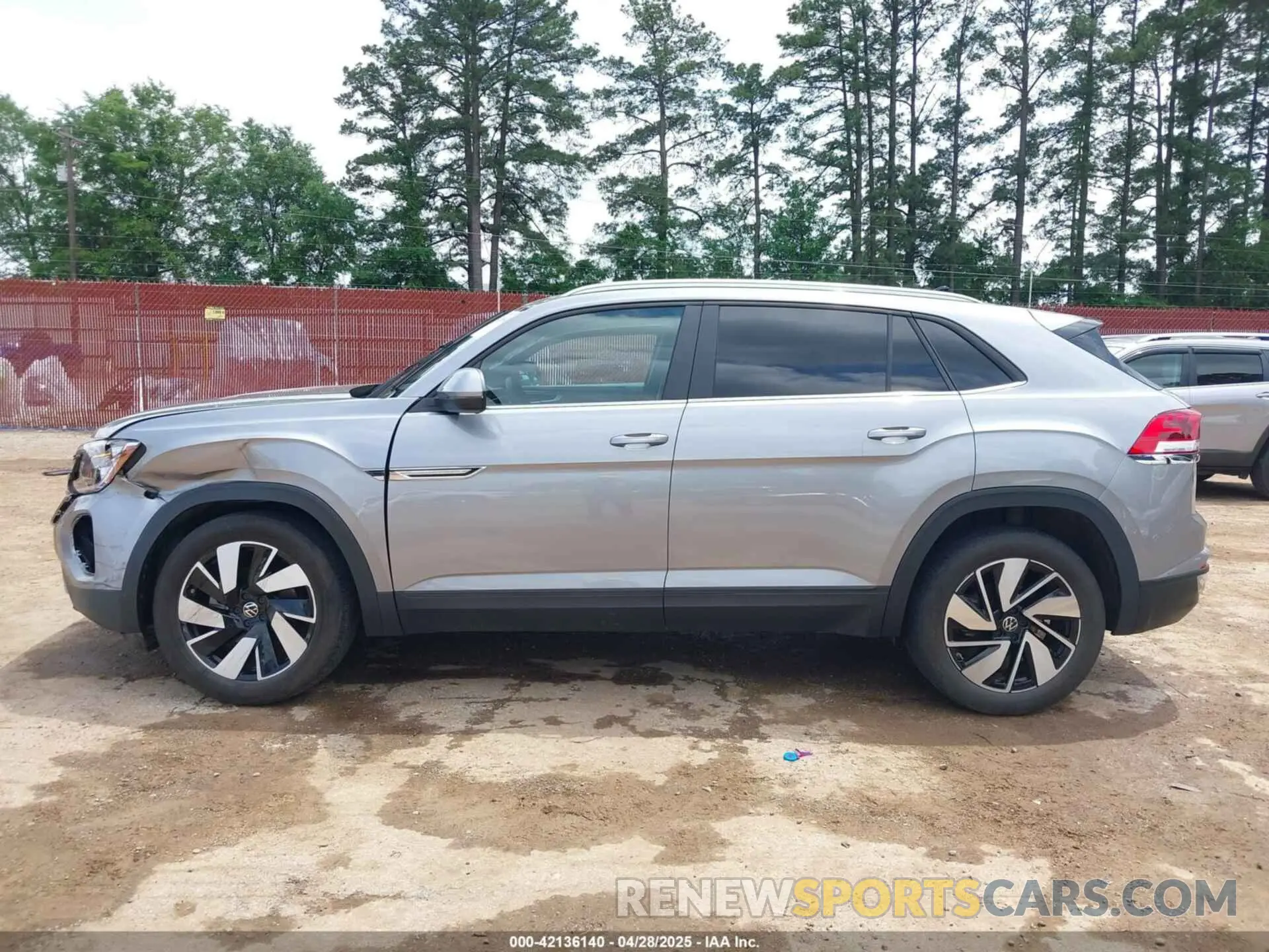 15 Photograph of a damaged car 1V2HE2CA9RC204293 VOLKSWAGEN ATLAS CROSS SPORT 2024