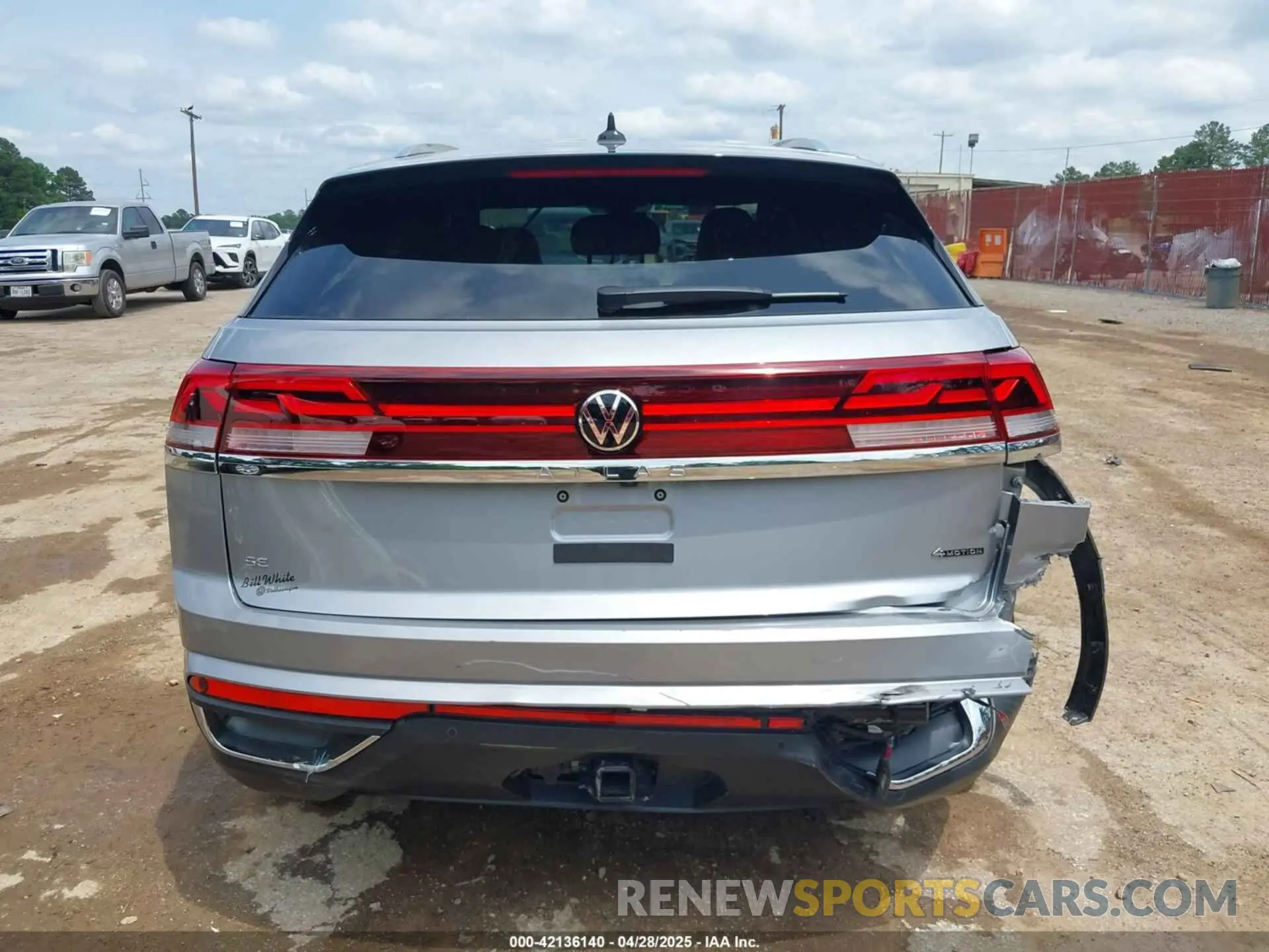 17 Photograph of a damaged car 1V2HE2CA9RC204293 VOLKSWAGEN ATLAS CROSS SPORT 2024