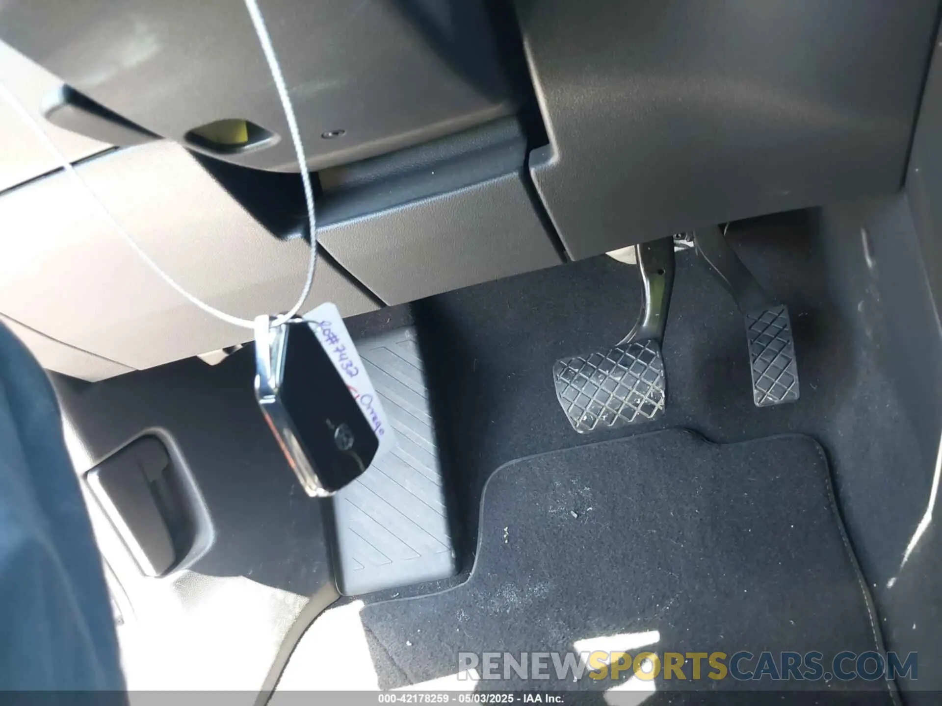 11 Фотография поврежденного автомобиля 1V2JE2CA2RC217260 VOLKSWAGEN ATLAS CROSS SPORT 2024