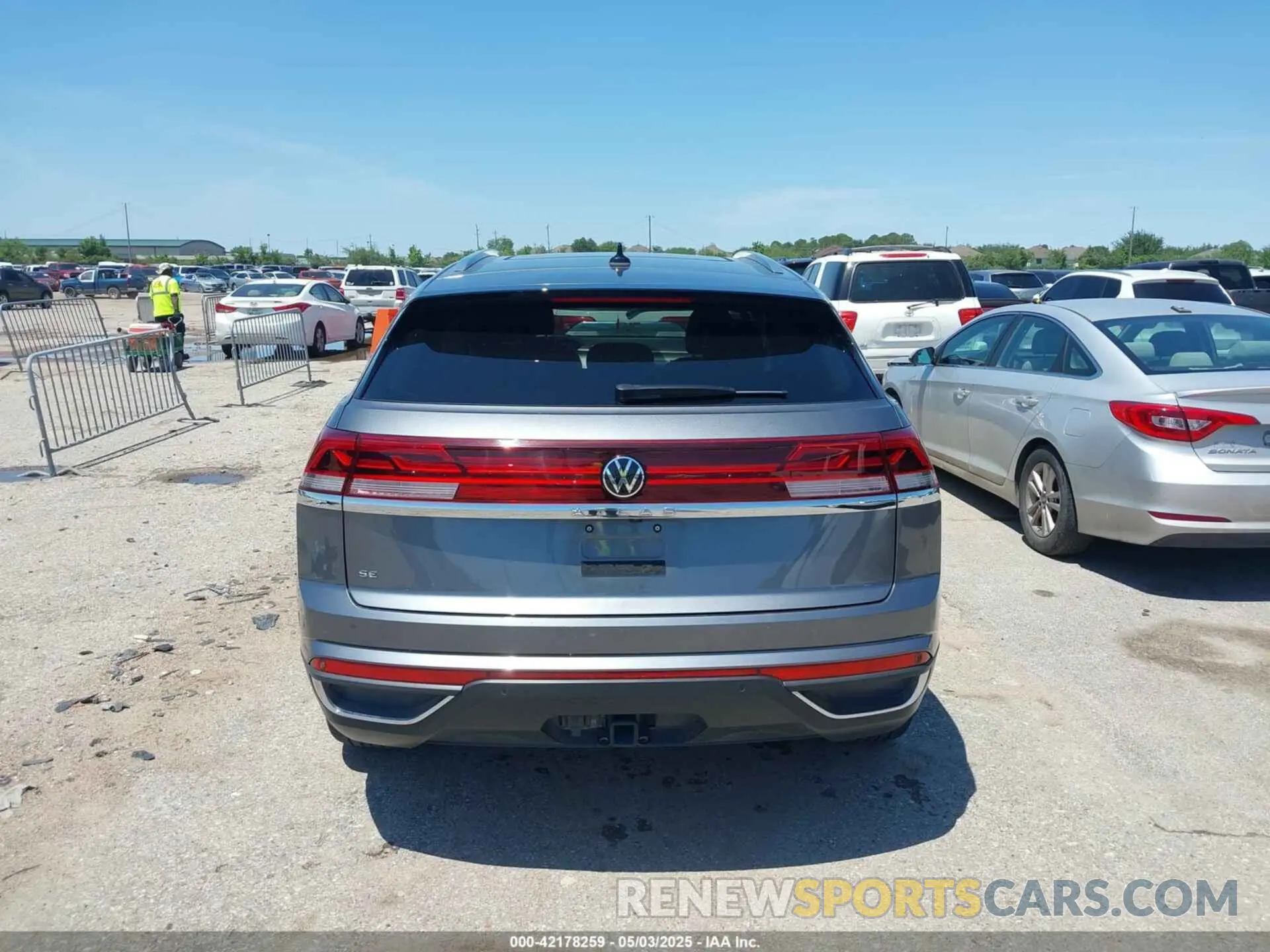 16 Фотография поврежденного автомобиля 1V2JE2CA2RC217260 VOLKSWAGEN ATLAS CROSS SPORT 2024