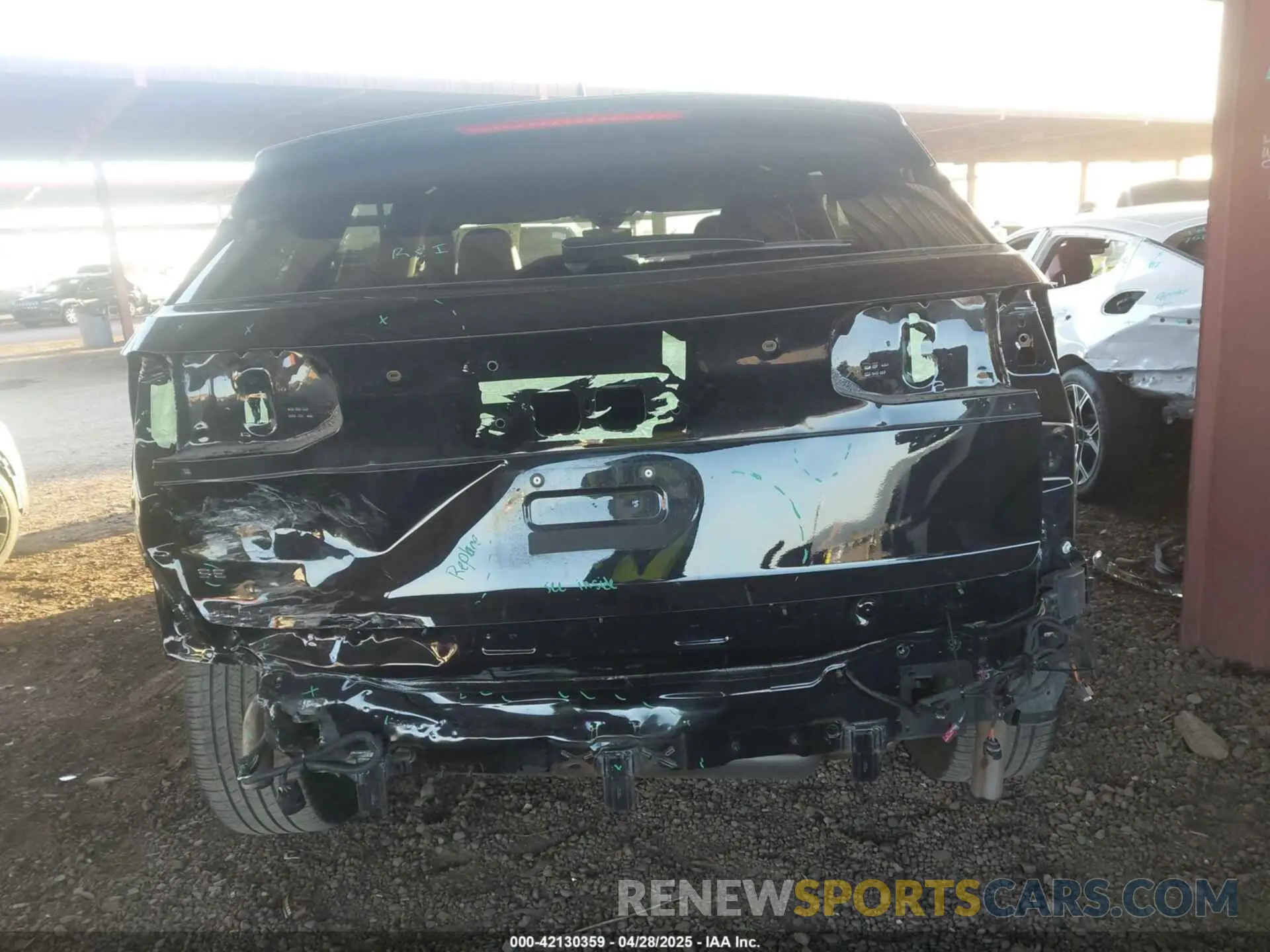 17 Photograph of a damaged car 1V2JE2CA3RC230888 VOLKSWAGEN ATLAS CROSS SPORT 2024