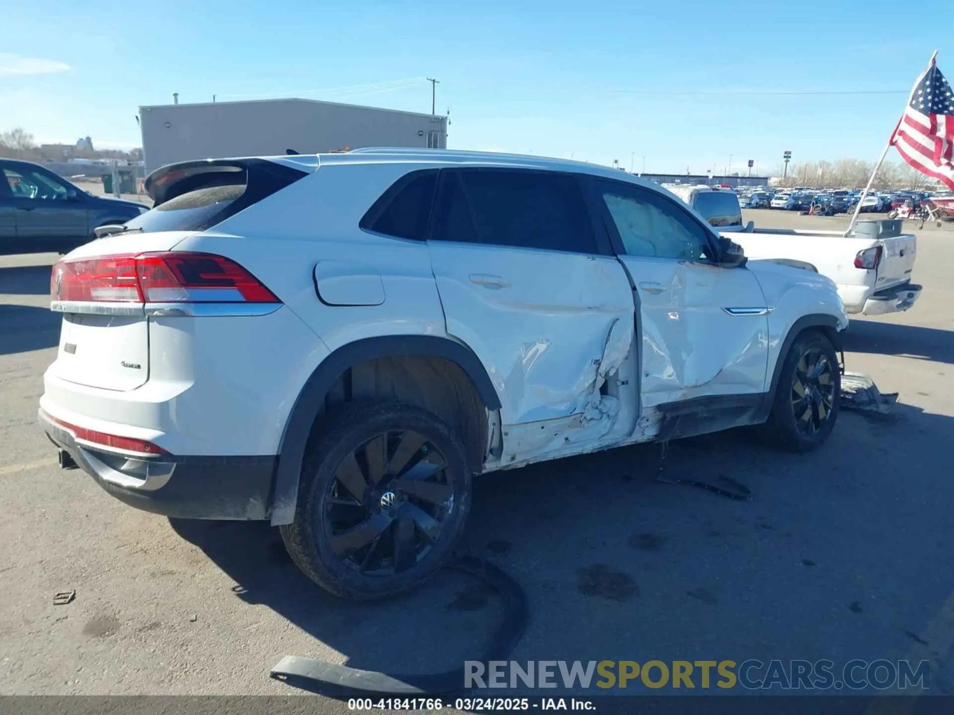 4 Фотография поврежденного автомобиля 1V2KE2CA1RC201958 VOLKSWAGEN ATLAS CROSS SPORT 2024