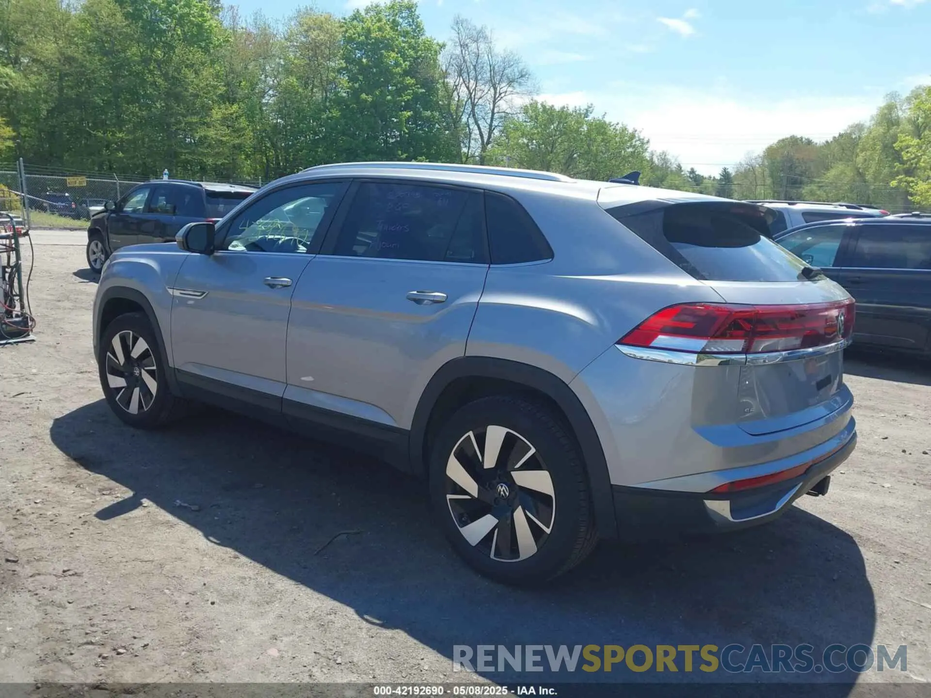 3 Фотография поврежденного автомобиля 1V2KE2CA9RC211783 VOLKSWAGEN ATLAS CROSS SPORT 2024