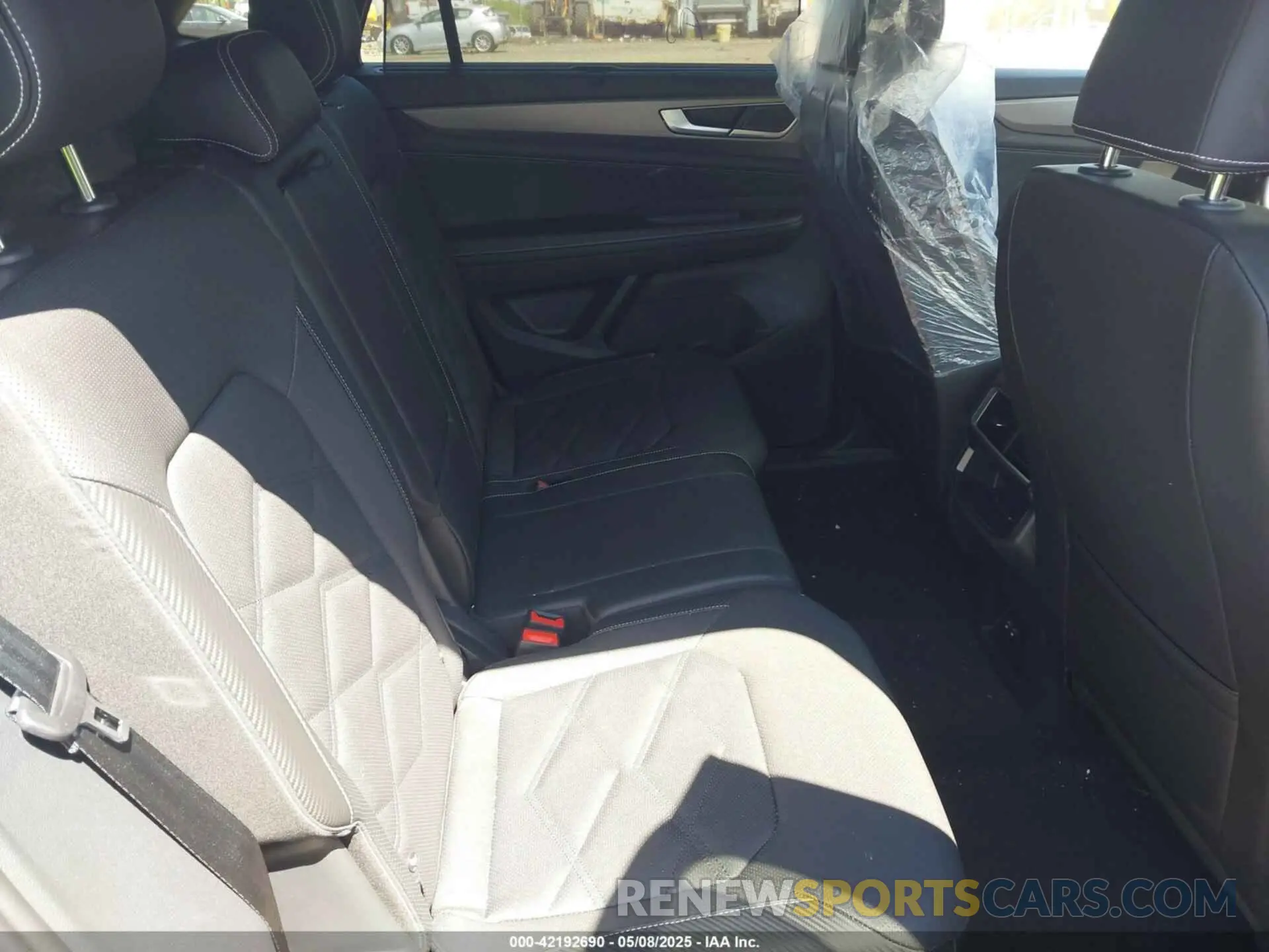 8 Фотография поврежденного автомобиля 1V2KE2CA9RC211783 VOLKSWAGEN ATLAS CROSS SPORT 2024