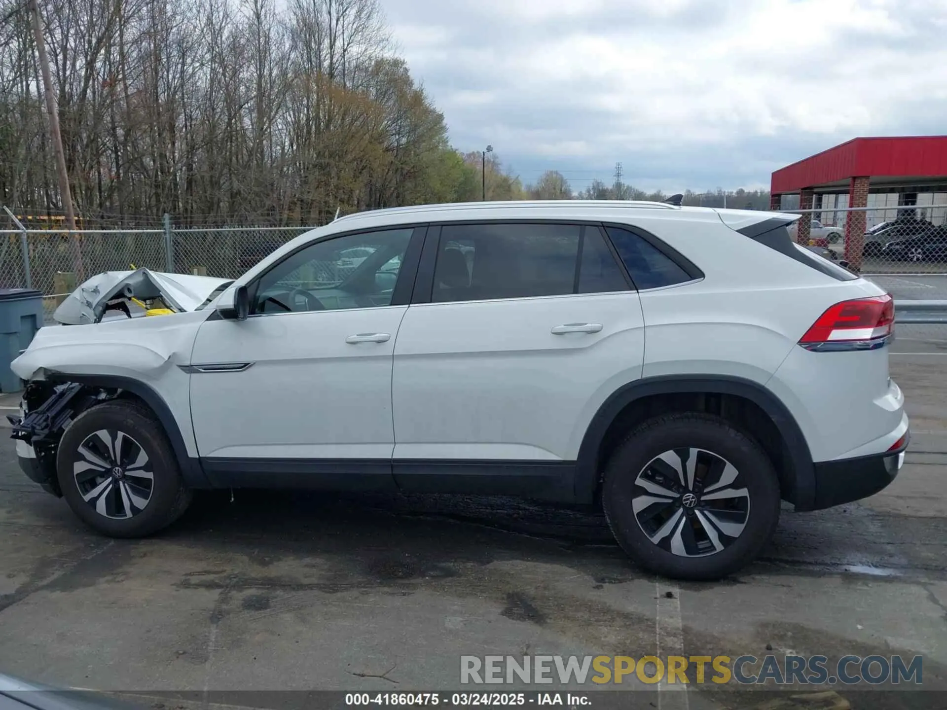 14 Photograph of a damaged car 1V2LE2CA5RC243036 VOLKSWAGEN ATLAS CROSS SPORT 2024