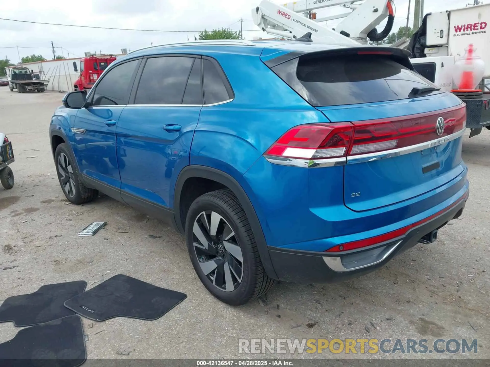 3 Фотография поврежденного автомобиля 1V2WE2CA2RC208807 VOLKSWAGEN ATLAS CROSS SPORT 2024