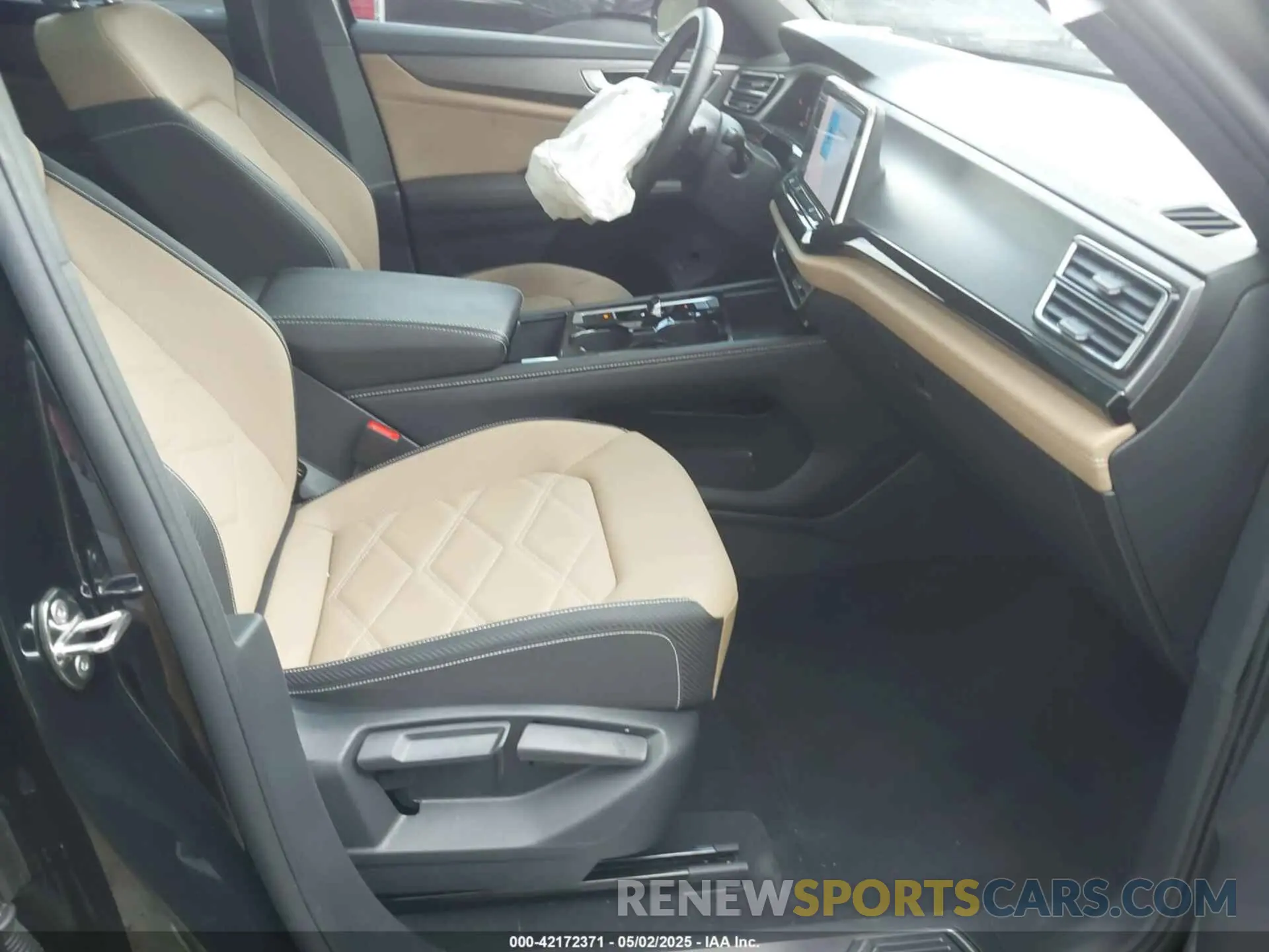 5 Фотография поврежденного автомобиля 1V2JE2CA4SC210090 VOLKSWAGEN ATLAS CROSS SPORT 2025