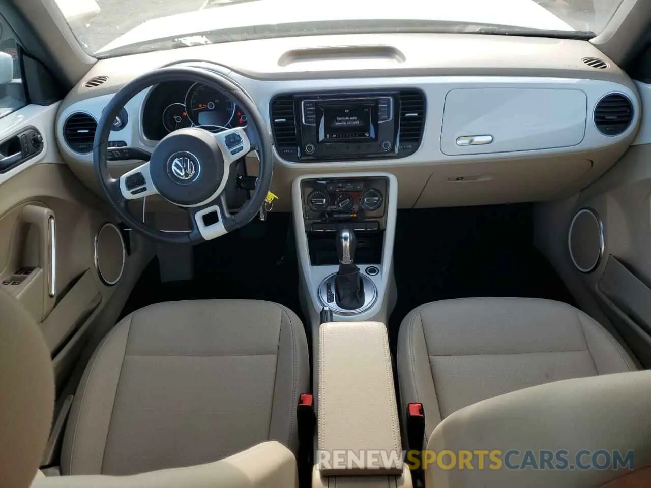 8 Photograph of a damaged car 3VW5DAATXKM505842 VOLKSWAGEN BEETLE 2019