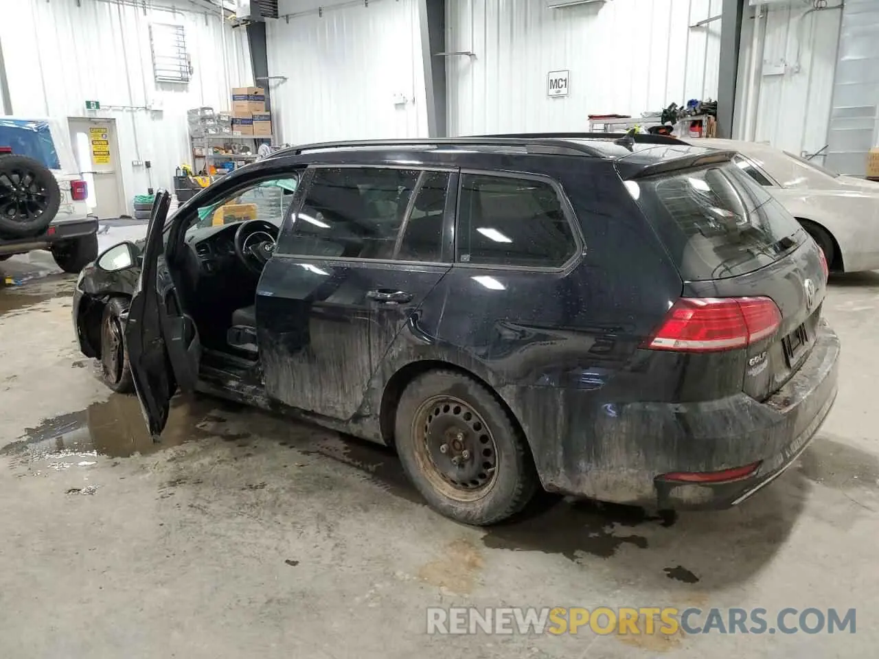 2 Фотография поврежденного автомобиля 3VW217AU7KM505546 VOLKSWAGEN GOLF 2019