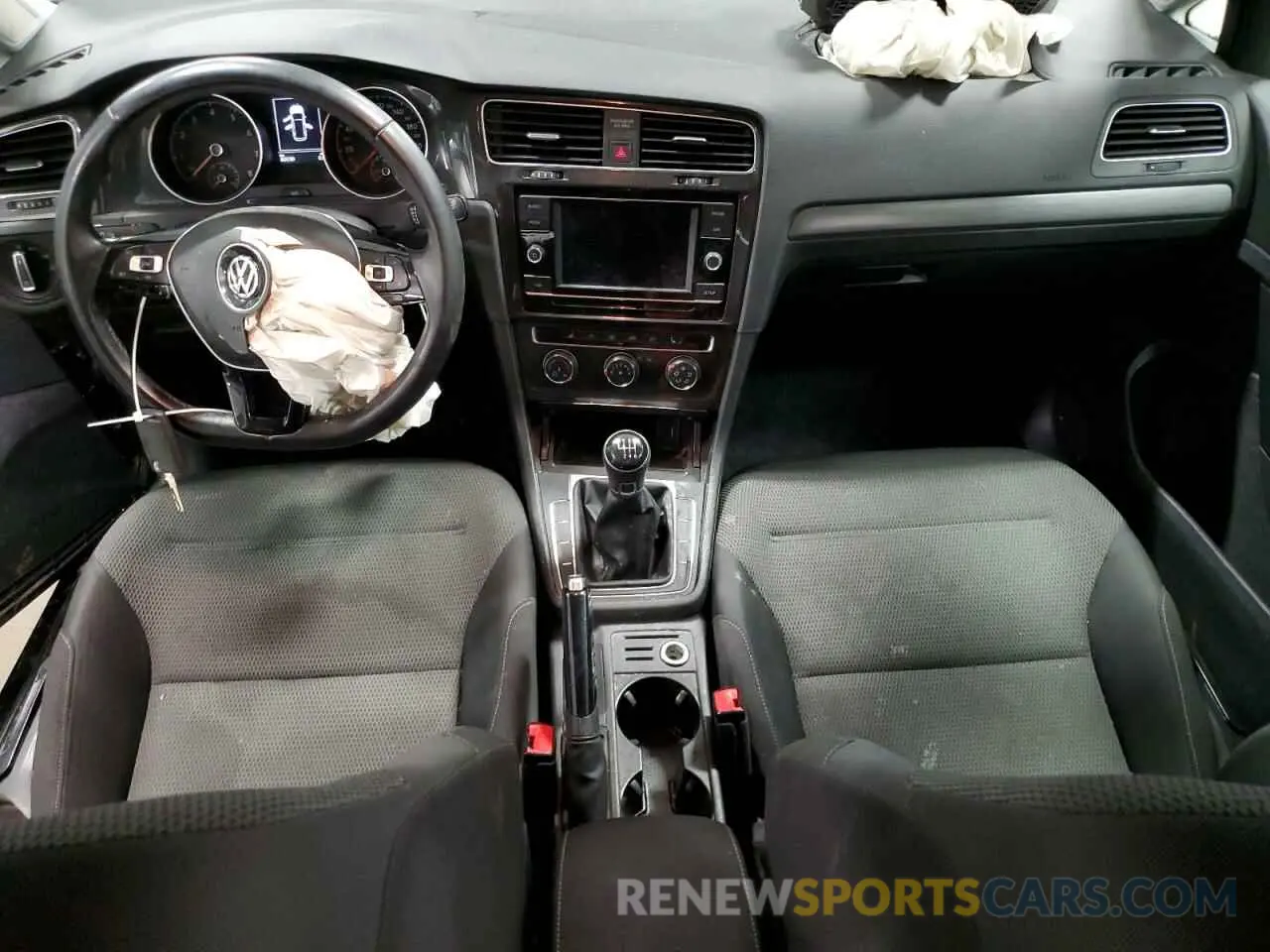 8 Фотография поврежденного автомобиля 3VW217AU7KM505546 VOLKSWAGEN GOLF 2019