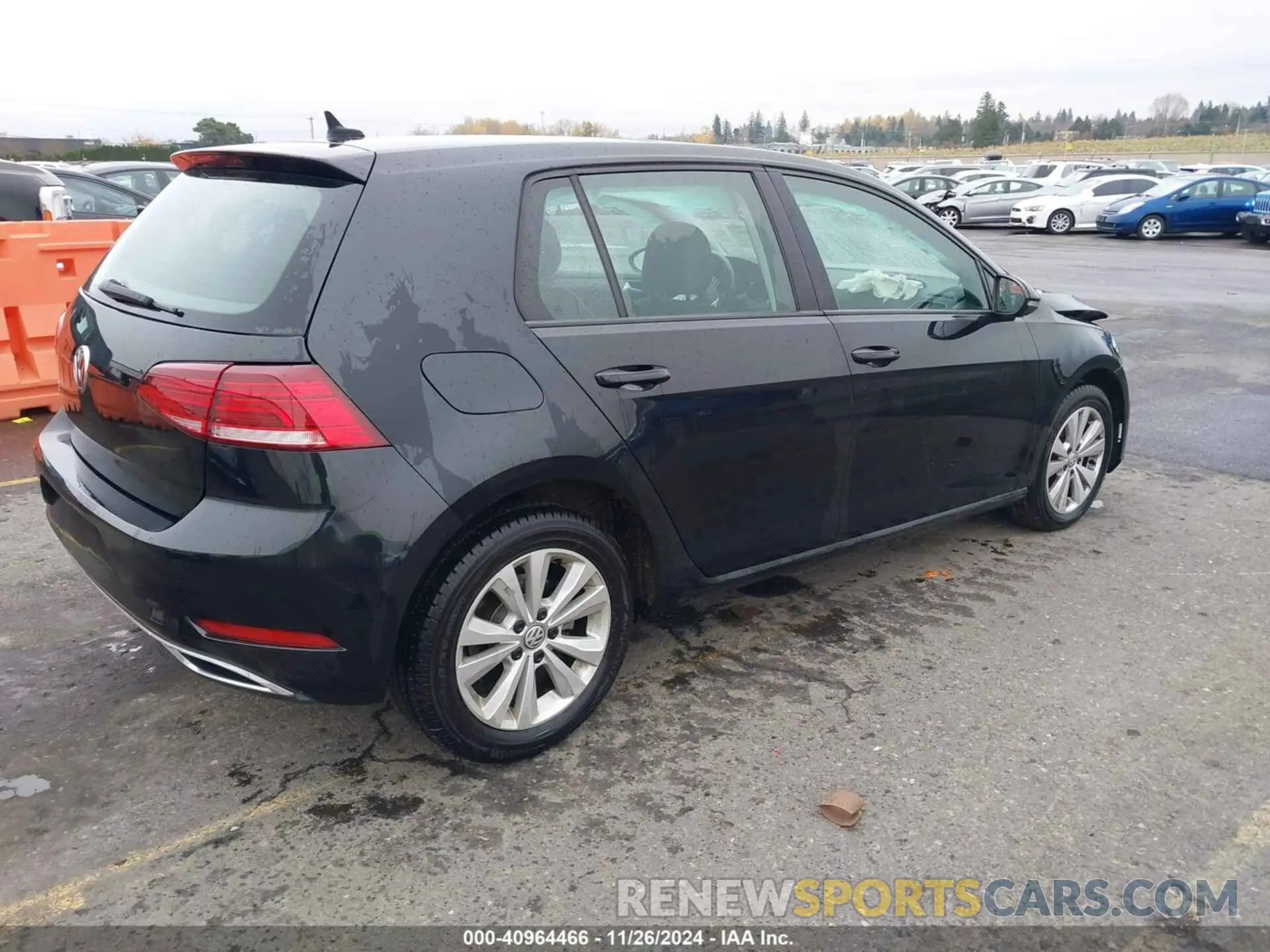 4 Photograph of a damaged car 3VWG57AU1KM034469 VOLKSWAGEN GOLF 2019