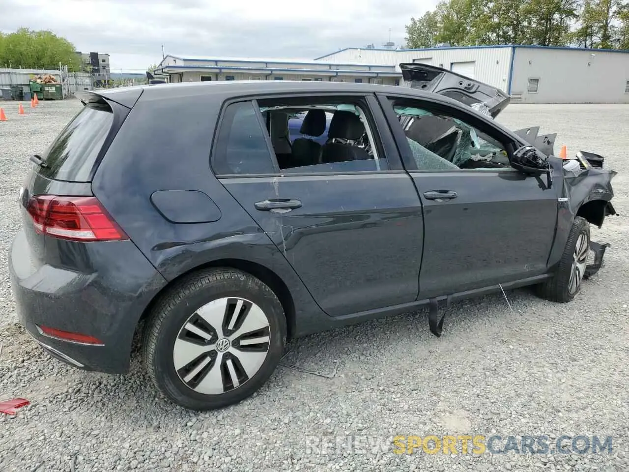 3 Фотография поврежденного автомобиля WVWPR7AU0KW913047 VOLKSWAGEN GOLF 2019