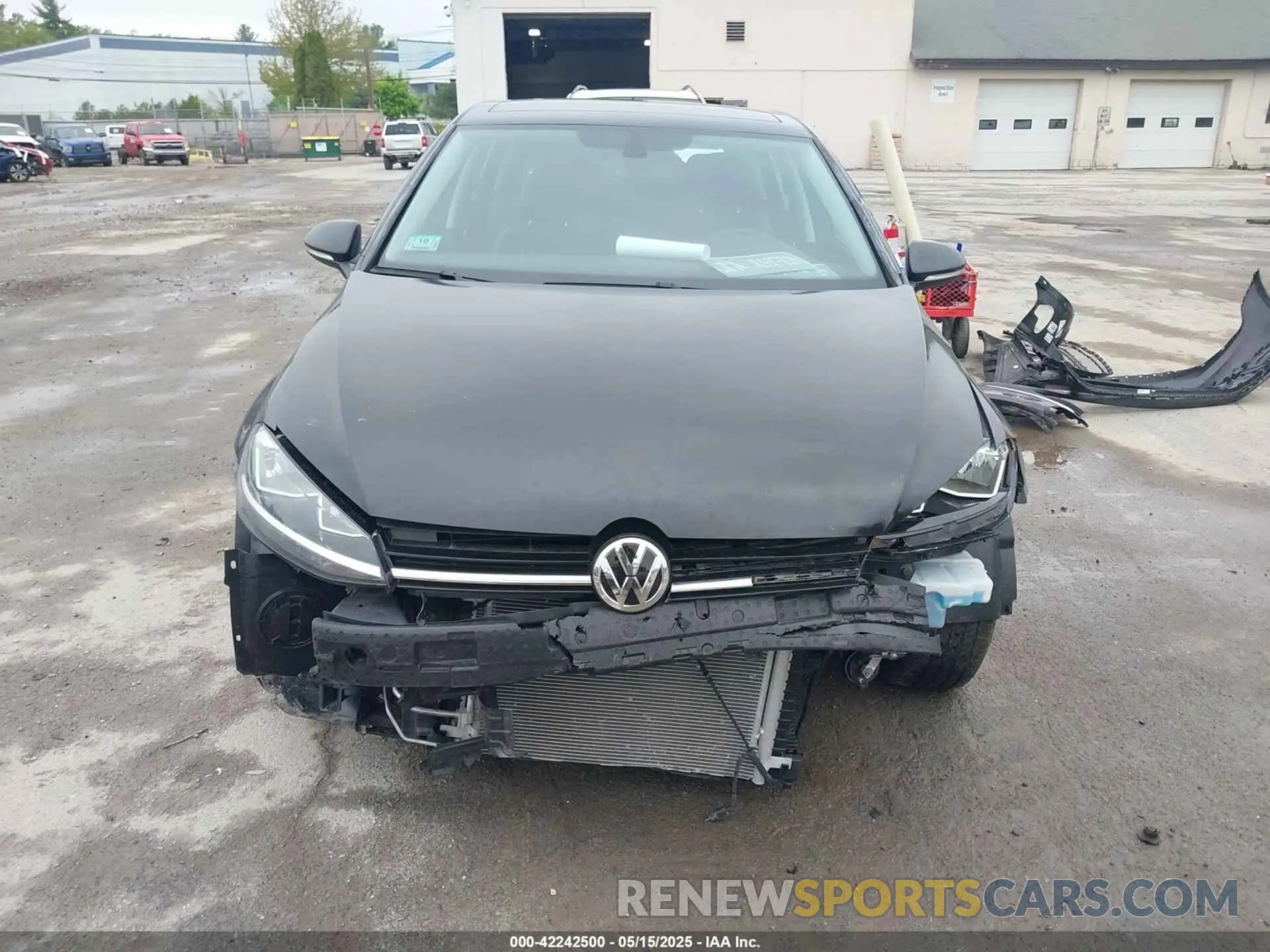 12 Фотография поврежденного автомобиля 3VWW57AU2LM009352 VOLKSWAGEN GOLF 2020