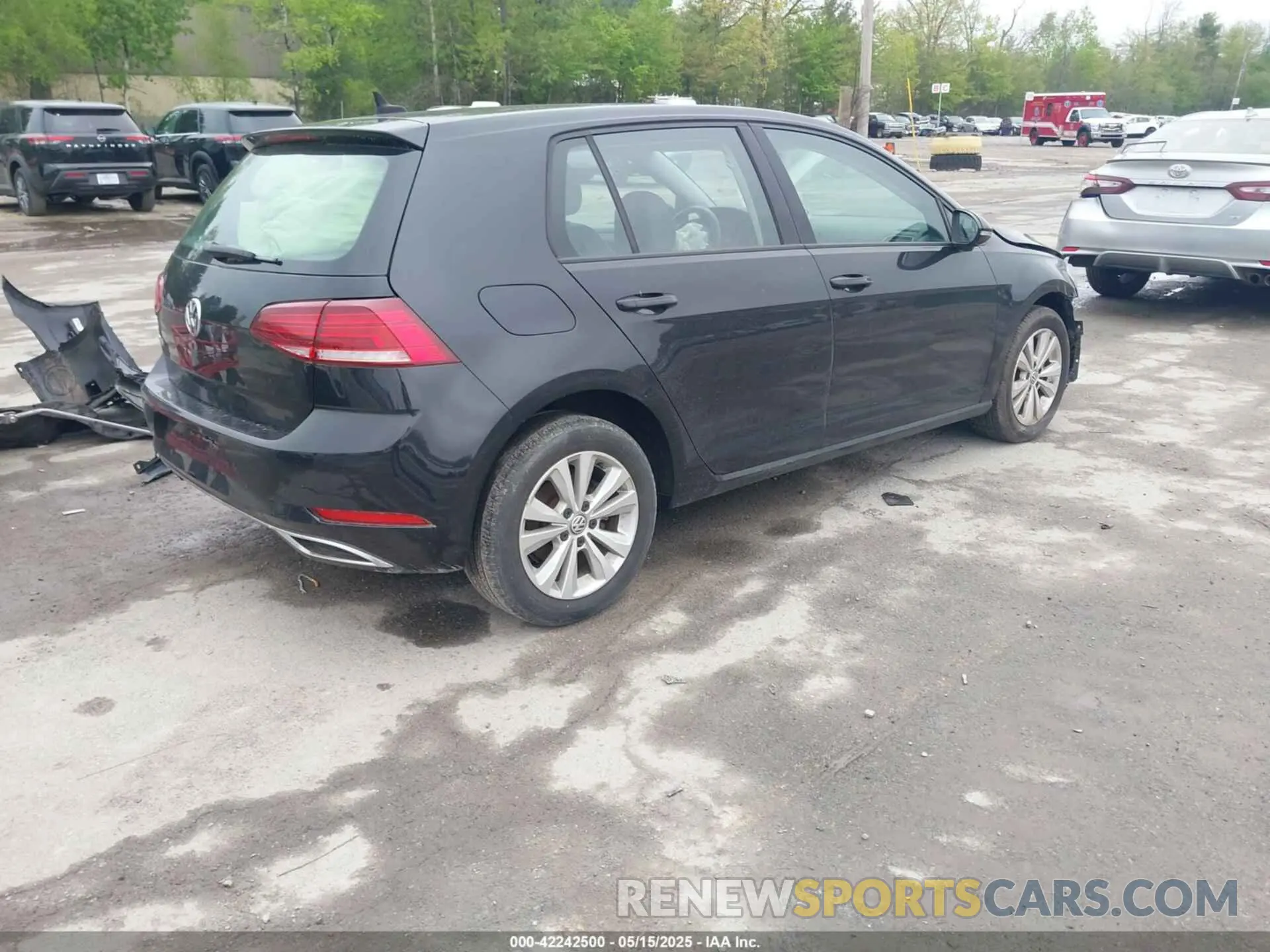 4 Фотография поврежденного автомобиля 3VWW57AU2LM009352 VOLKSWAGEN GOLF 2020