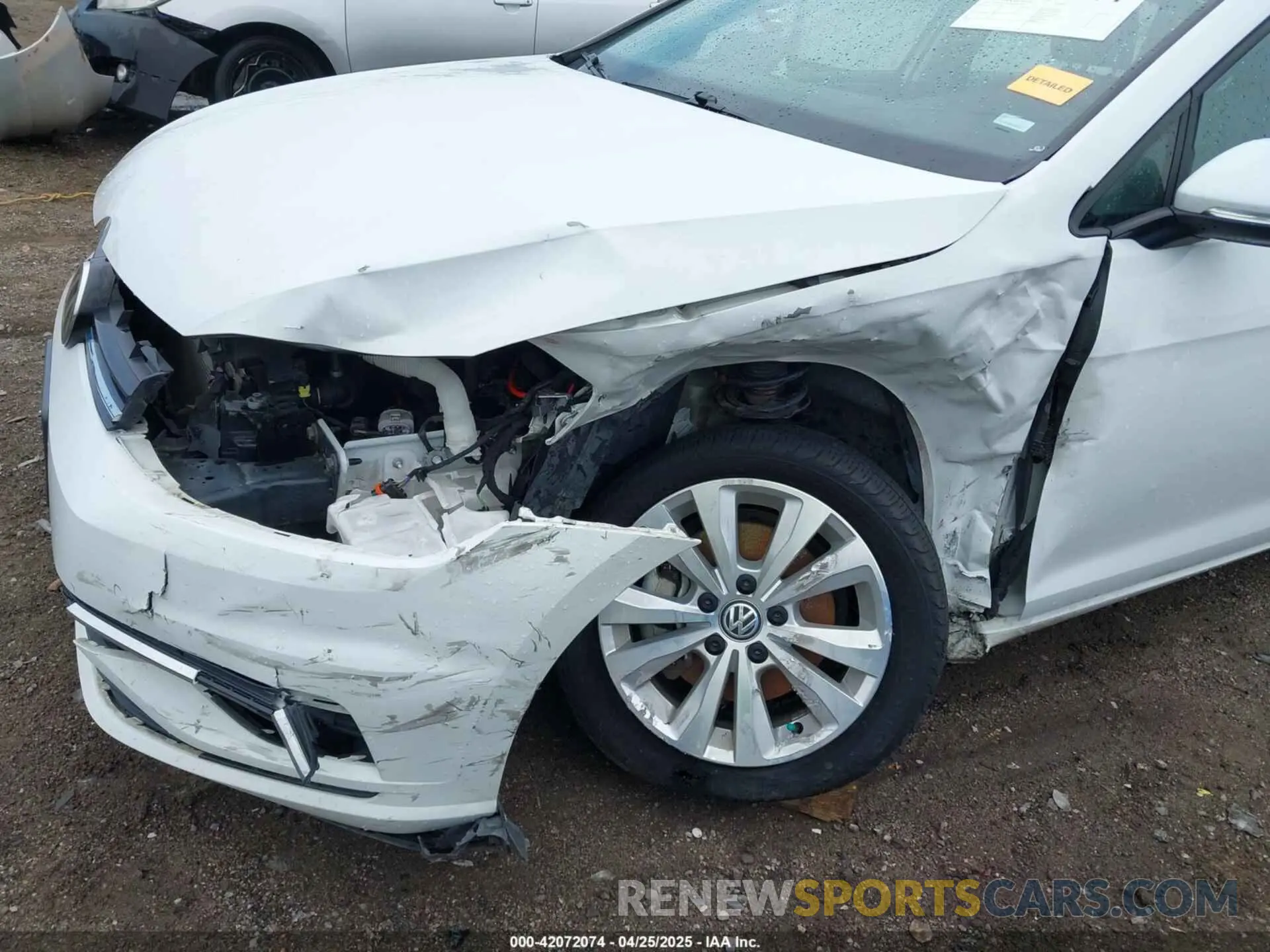 6 Photograph of a damaged car 3VWG57AU9MM001027 VOLKSWAGEN GOLF 2021