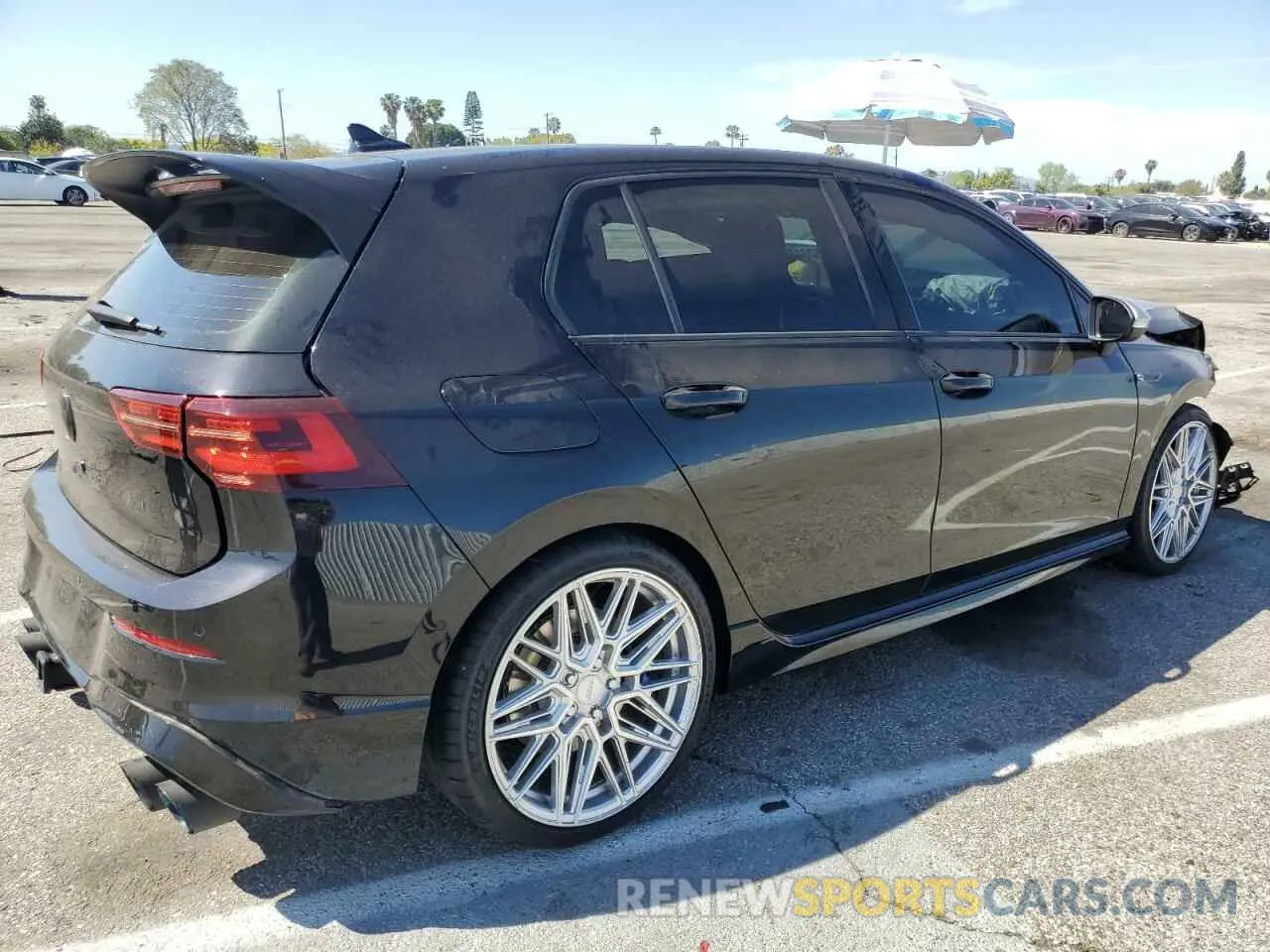 3 Фотография поврежденного автомобиля WVWEB7CDXRW147914 VOLKSWAGEN GOLF 2024