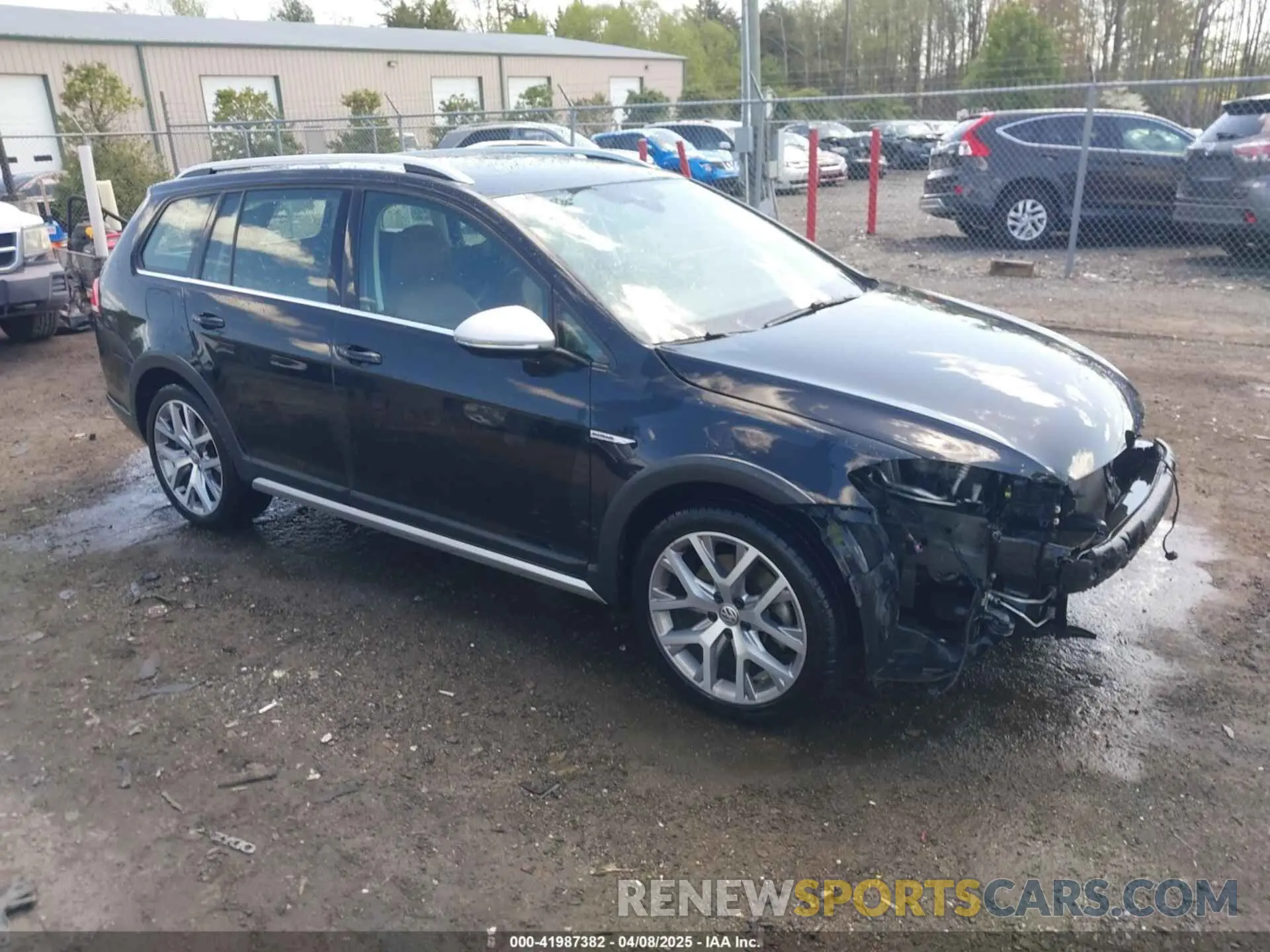 1 Photograph of a damaged car 3VWH17AU1KM500420 VOLKSWAGEN GOLF ALLTRACK 2019