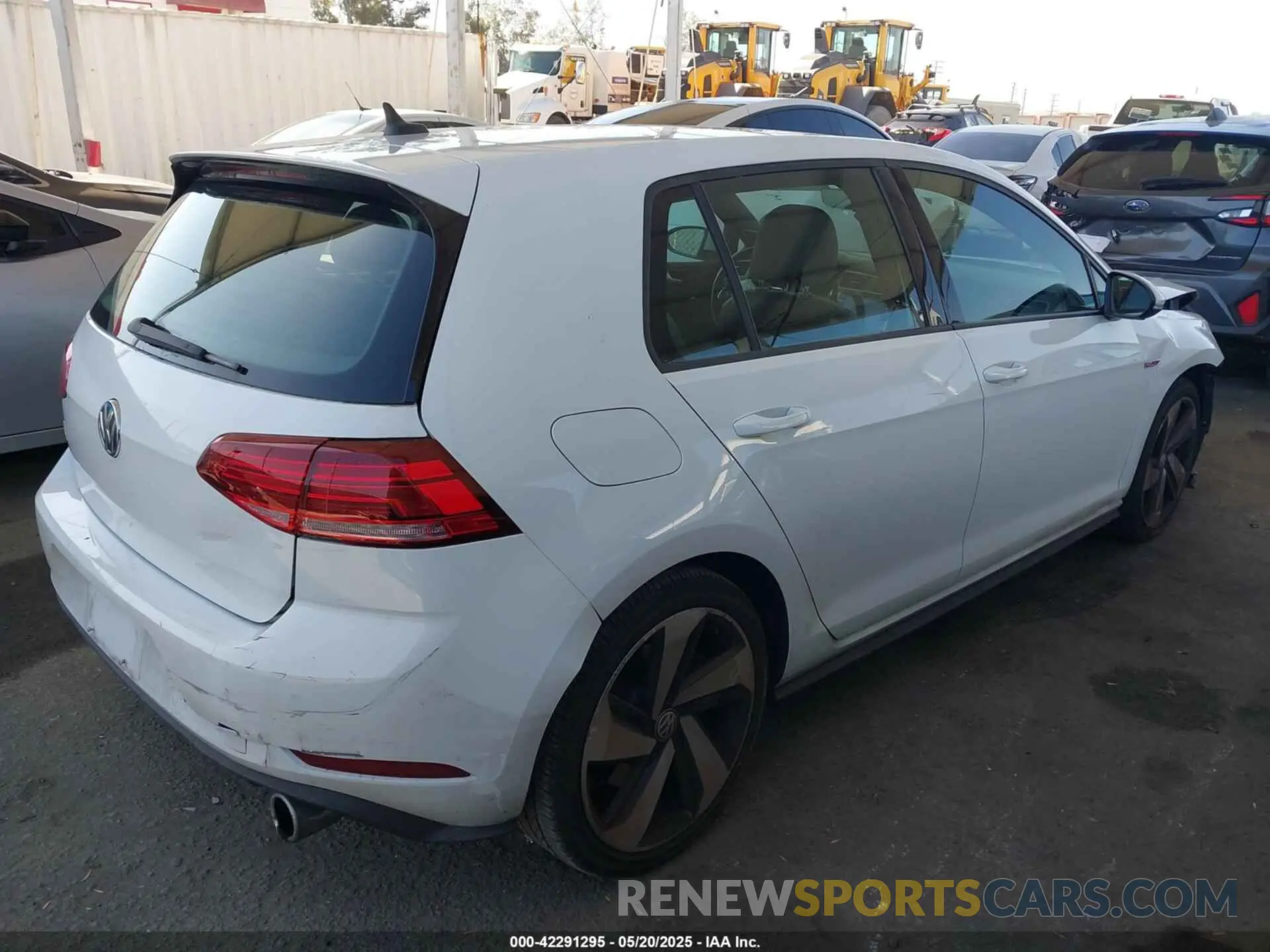 4 Photograph of a damaged car 3VW6T7AU4KM036847 VOLKSWAGEN GOLF GTI 2019