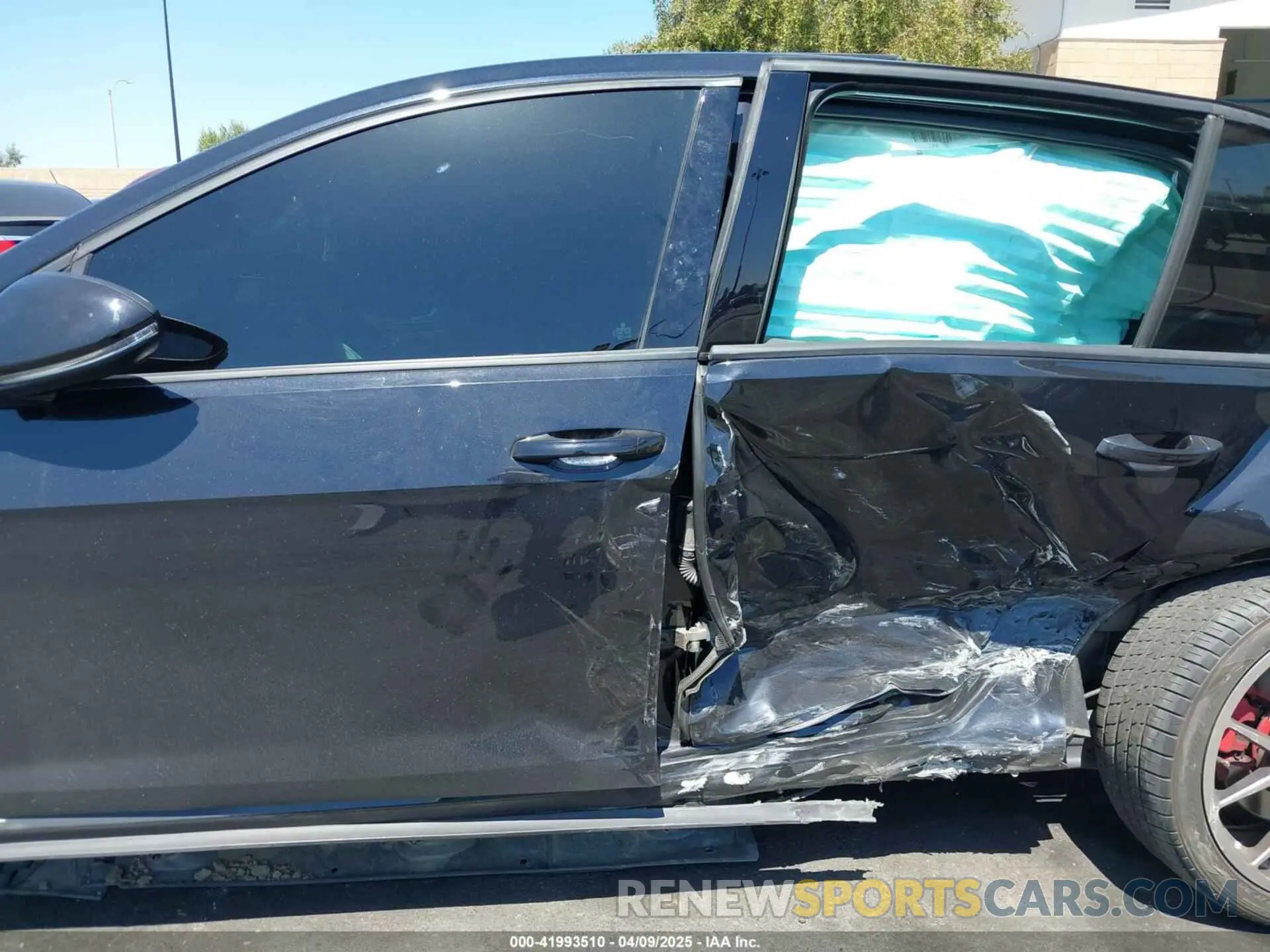 14 Photograph of a damaged car 3VW6T7AU6KM016583 VOLKSWAGEN GOLF GTI 2019