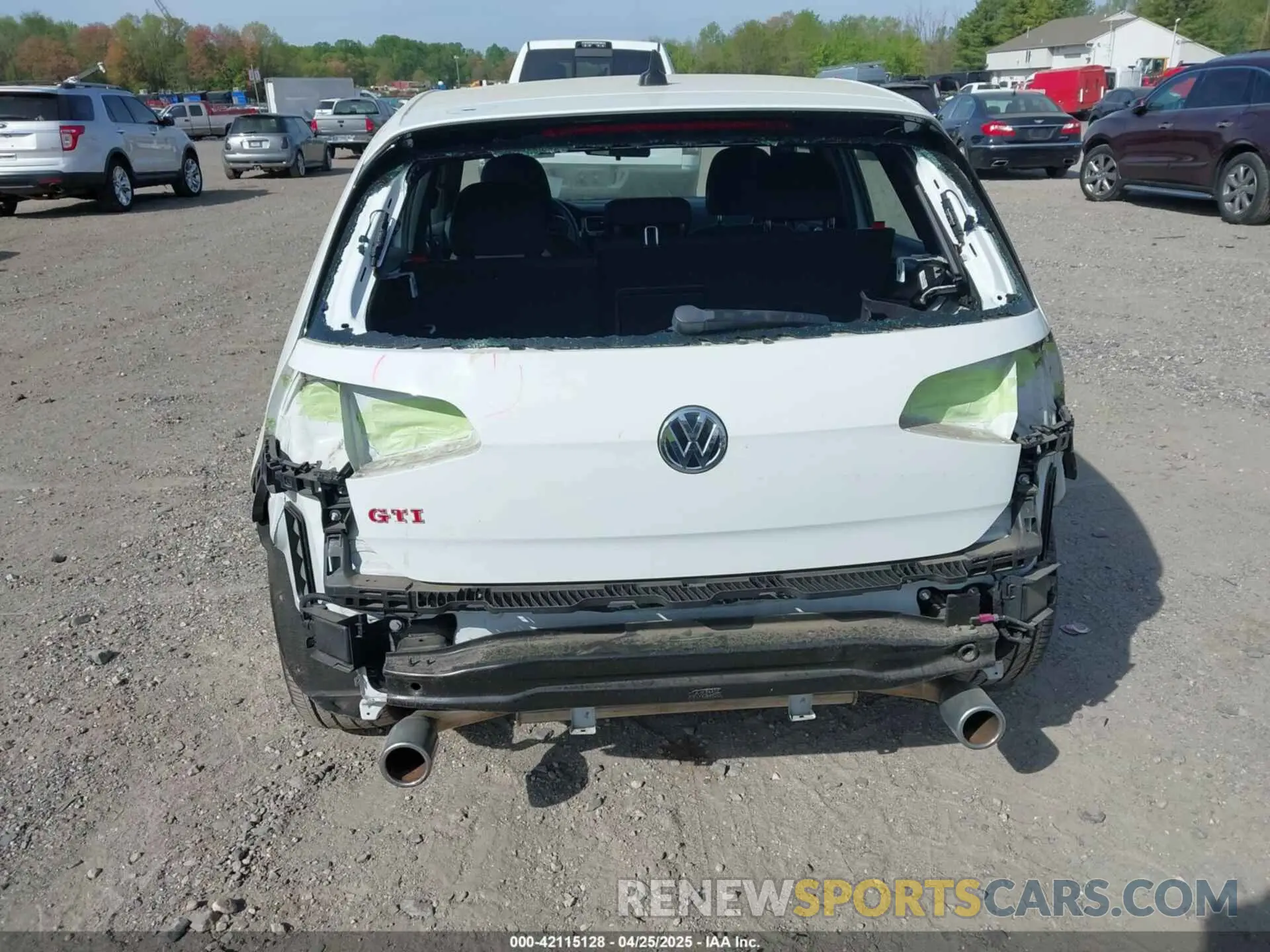 6 Photograph of a damaged car 3VW6T7AU5LM001042 VOLKSWAGEN GOLF GTI 2020