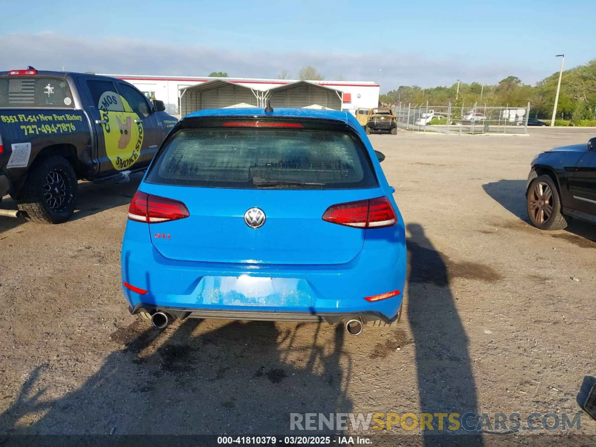 17 Photograph of a damaged car 3VW6T7AU6MM007269 VOLKSWAGEN GOLF GTI 2021