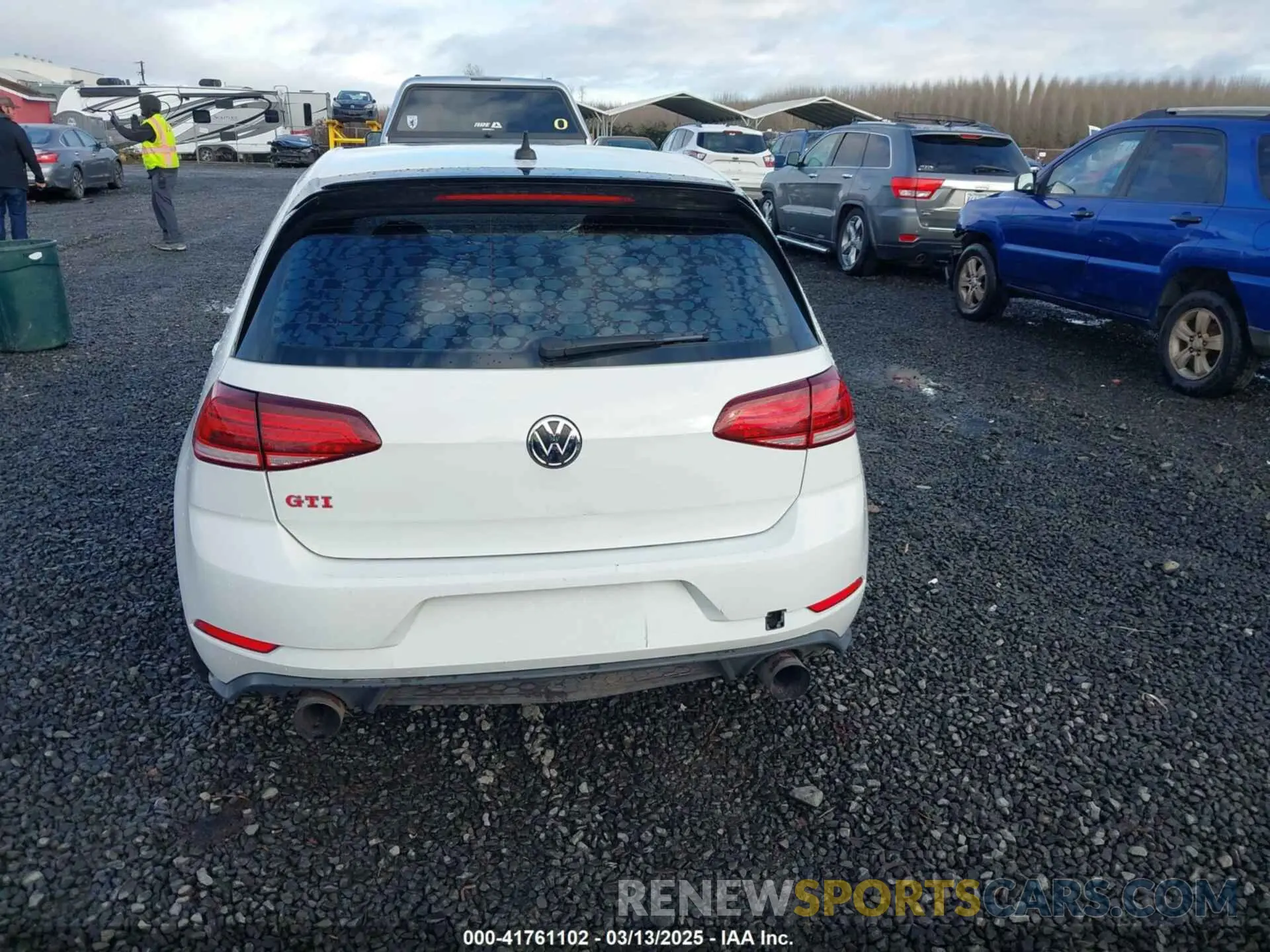 16 Photograph of a damaged car 3VW6T7AU6MM007580 VOLKSWAGEN GOLF GTI 2021